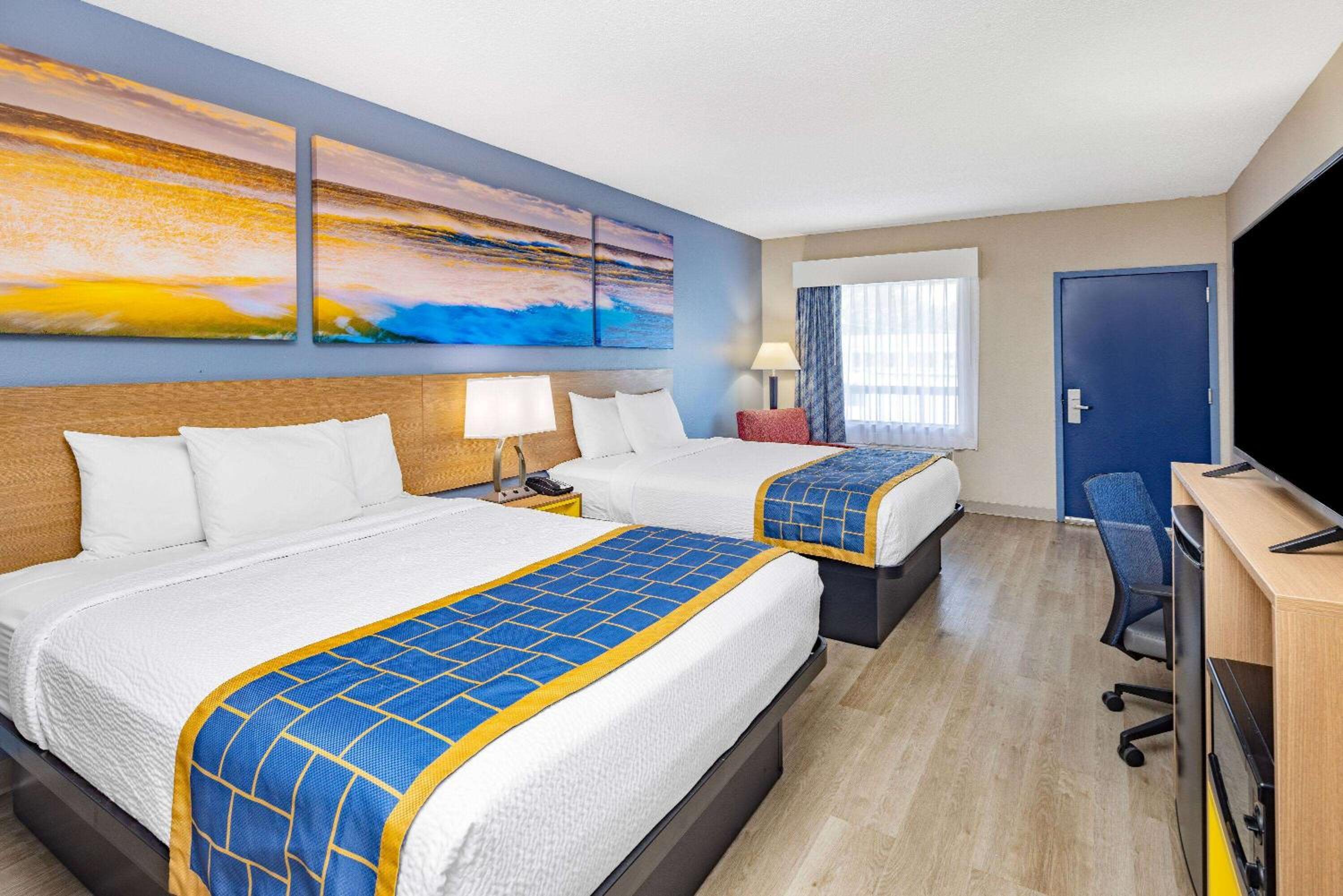 Days Inn & Suites by Wyndham Savannah Midtown view 4