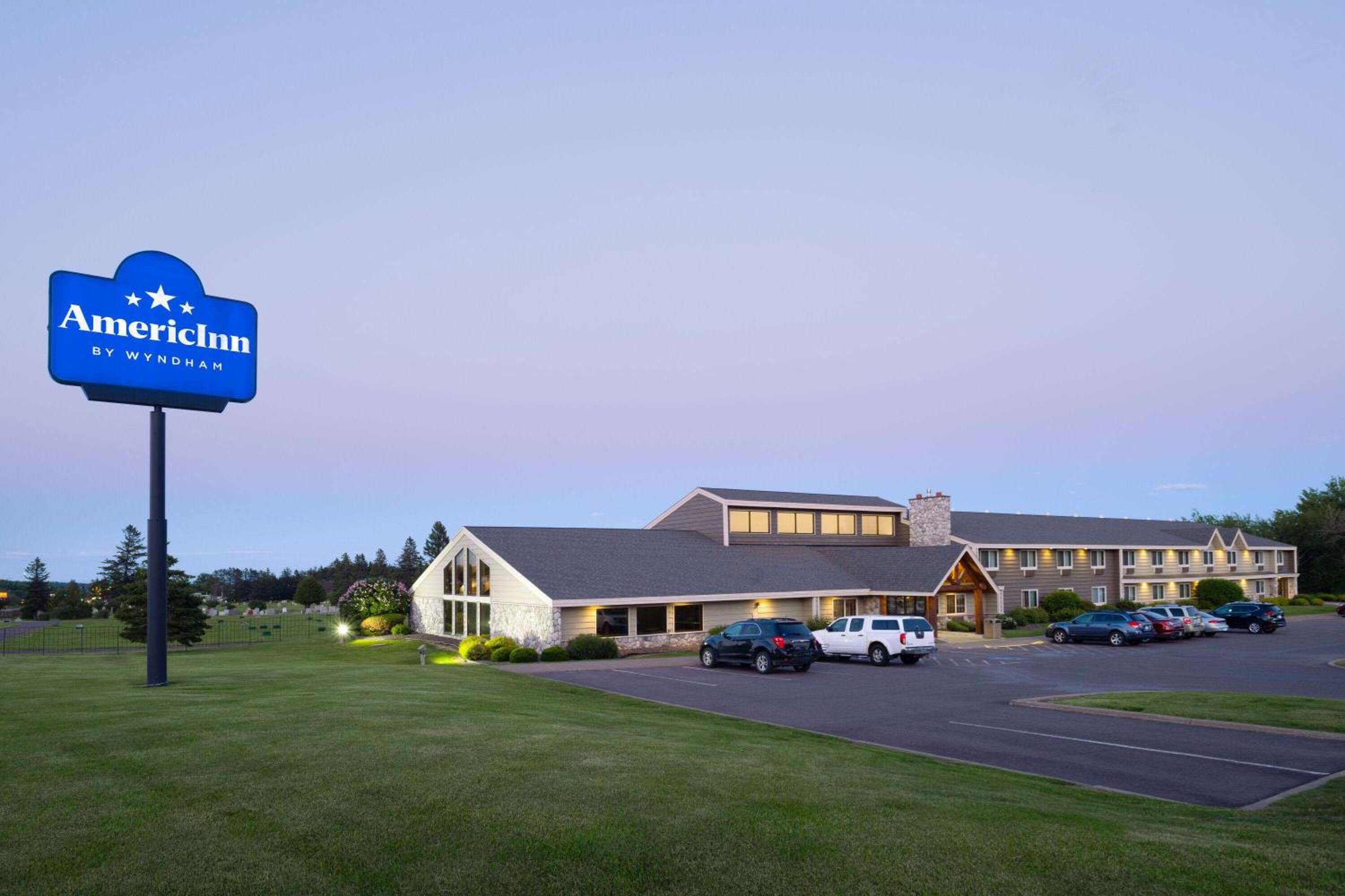 Hotel AmericInn by Wyndham Two Harbors Near Lake Superior