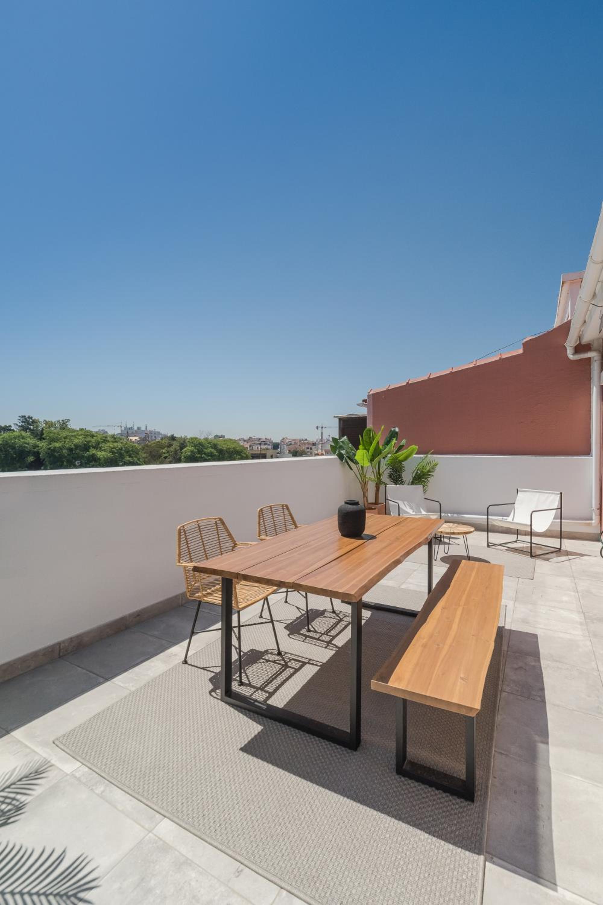 Casa Boma Lisboa - Lighting Apartment with Private Balcony - Campolide I view 4