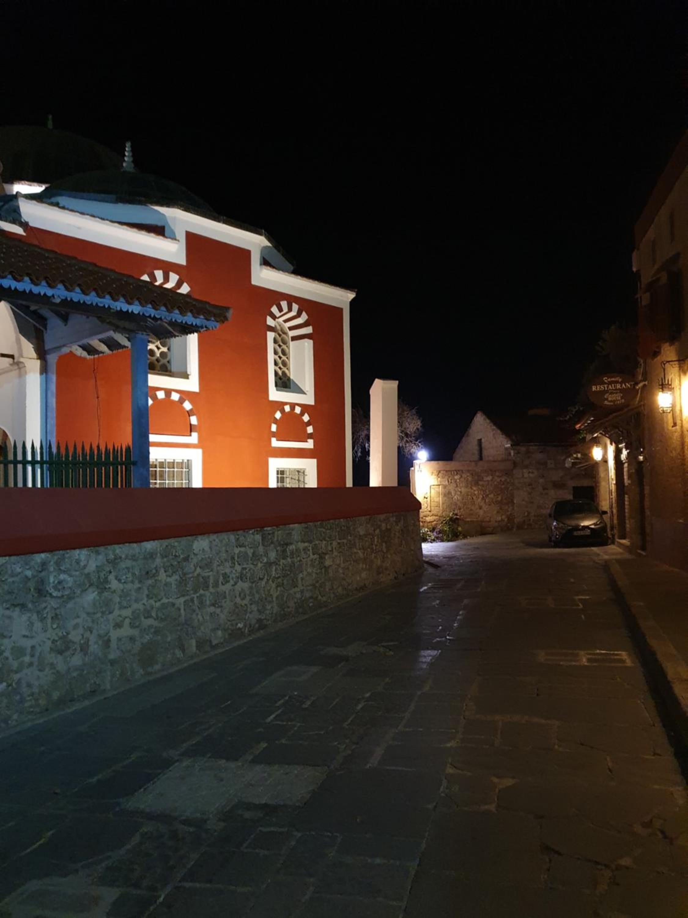 Old Town Diamond view 5