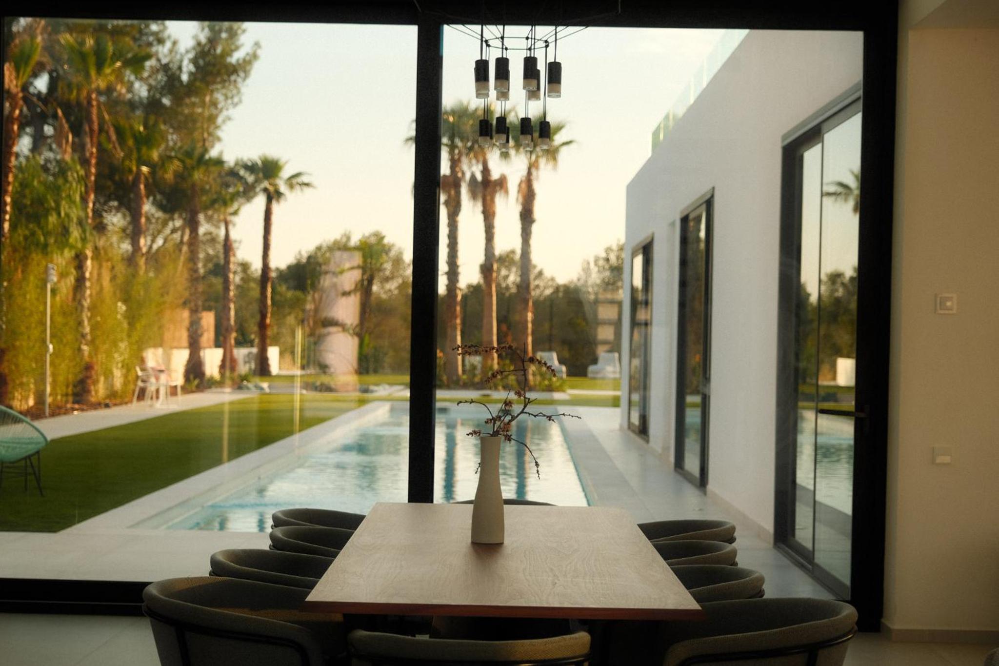 Contemporary villa near Sitges Hills