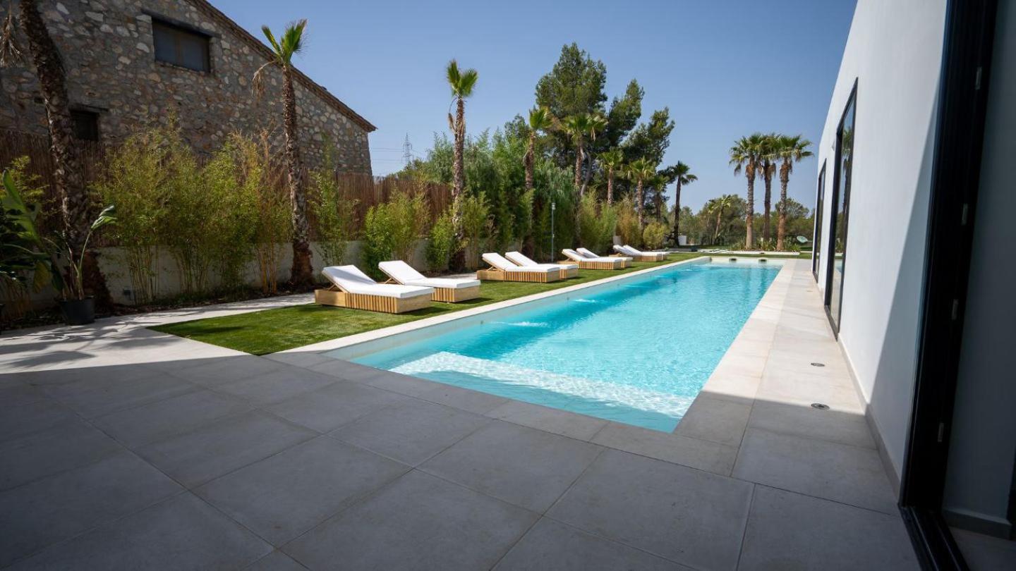 Contemporary villa near Sitges Hills