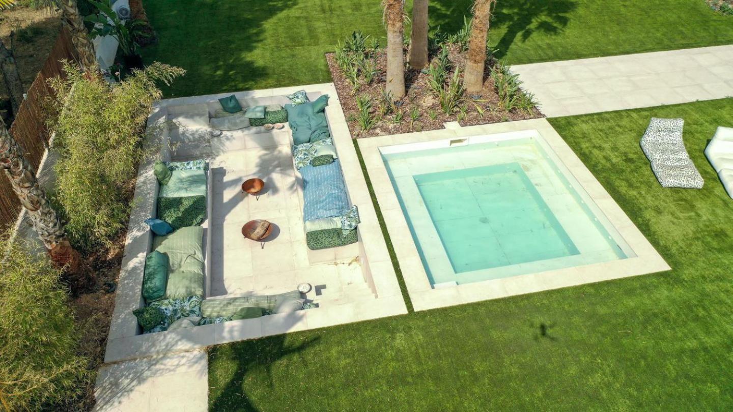 Contemporary villa near Sitges Hills