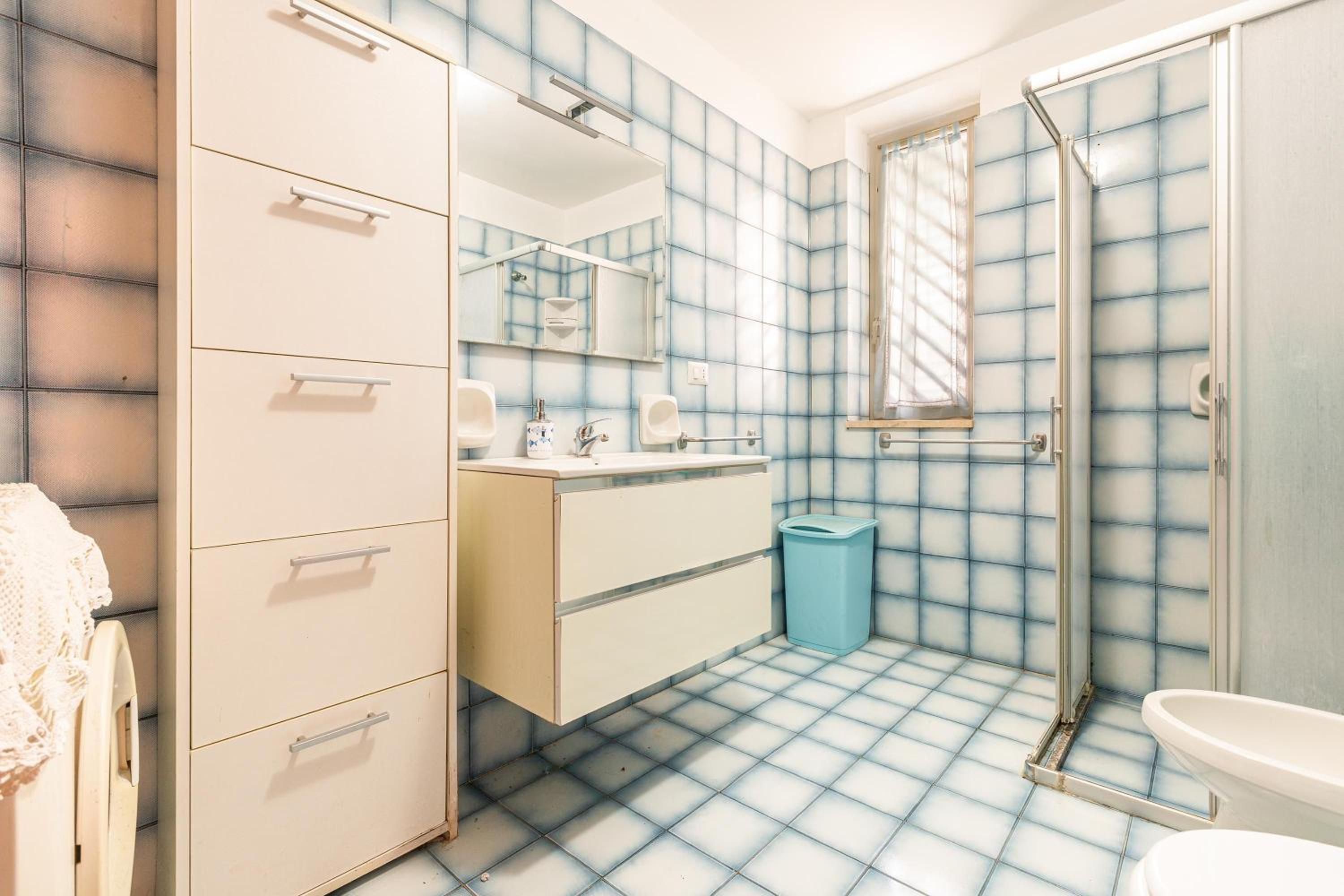 A casa di Giulia e Sofia by BarbarHouse en Torre Suda — bathroom