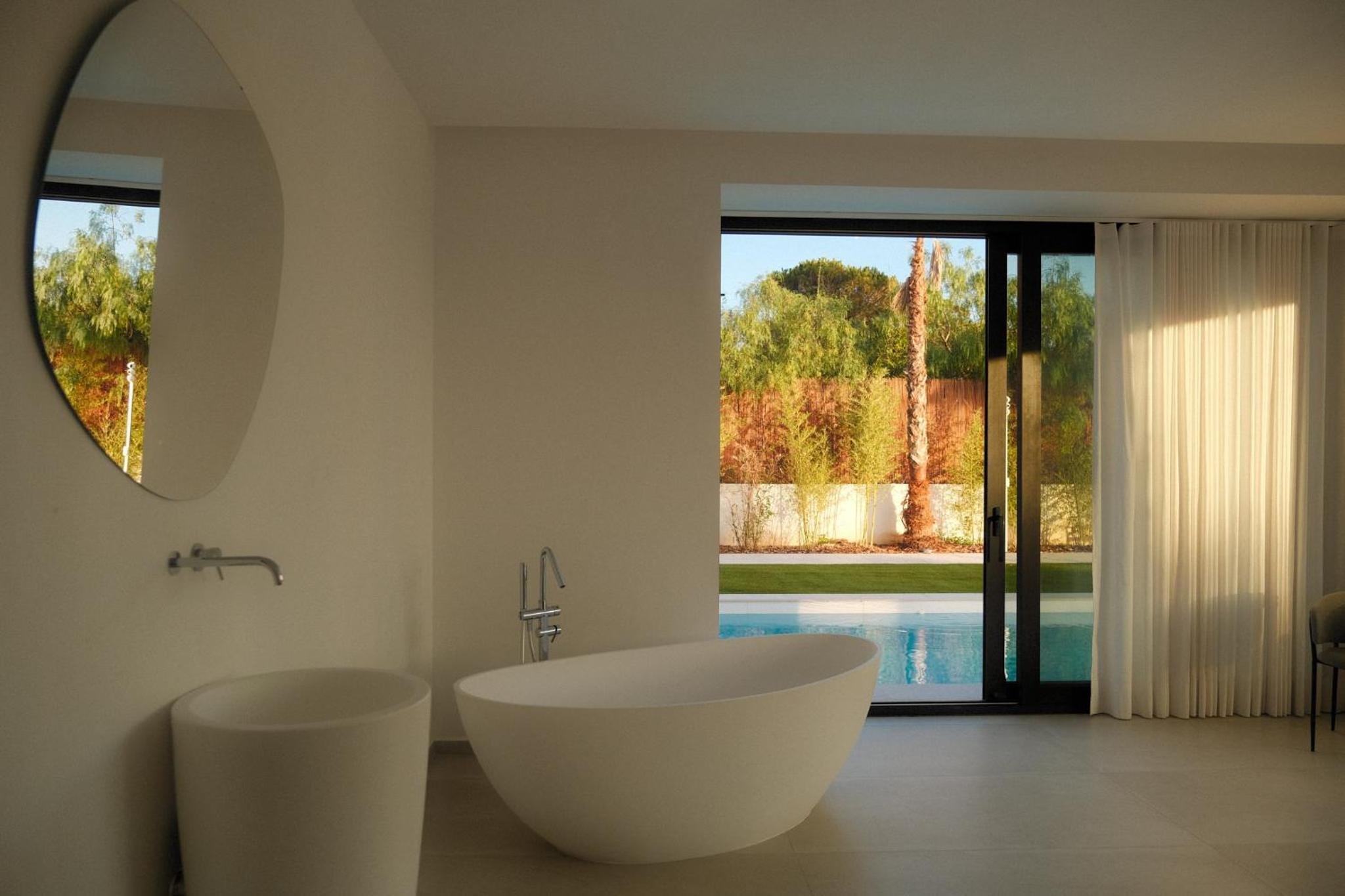Contemporary villa near Sitges Hills