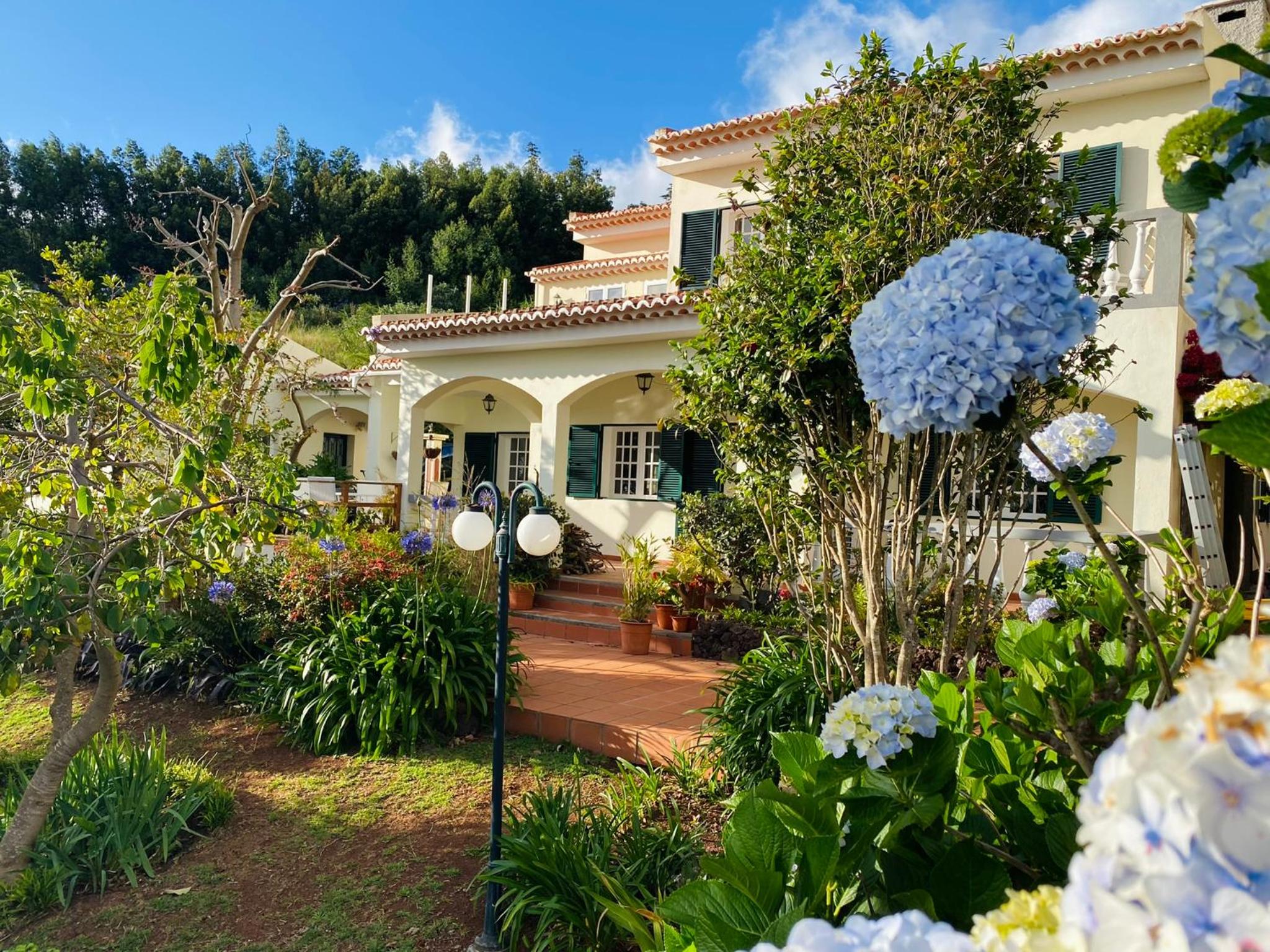 Villa Paraiso - Traumgarten, Meerblick, Wandern und Golf view 3