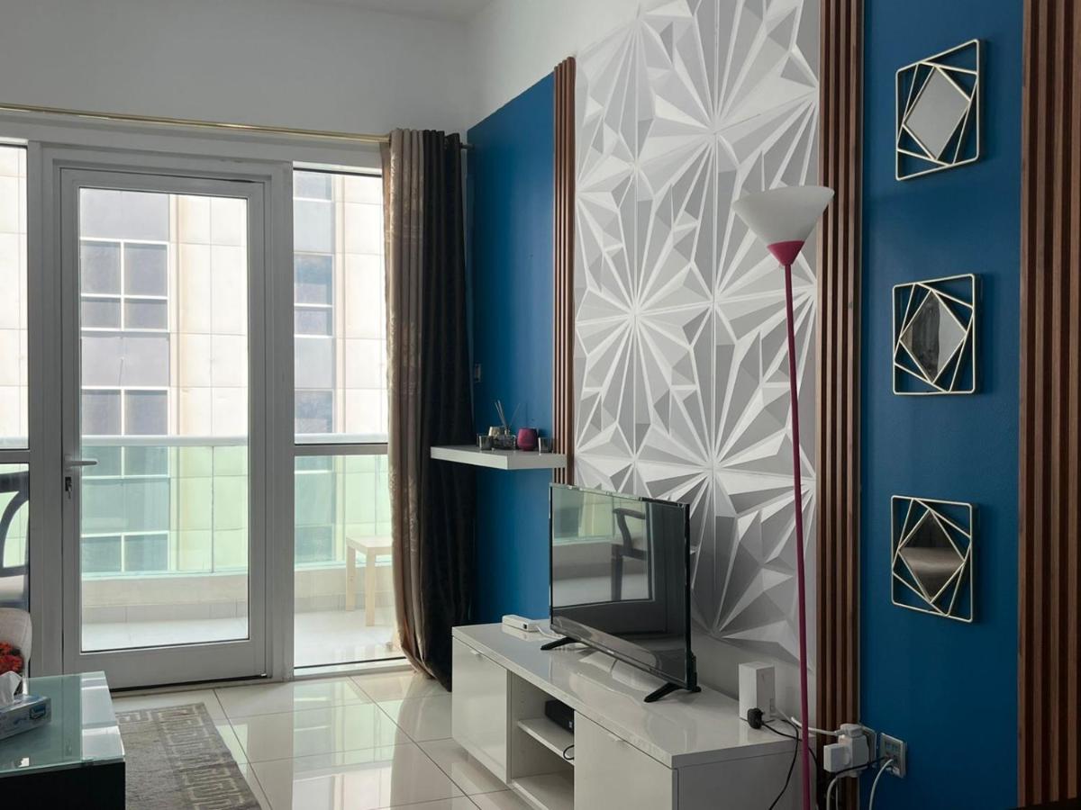 Entire private self catered sea view Apartments marina