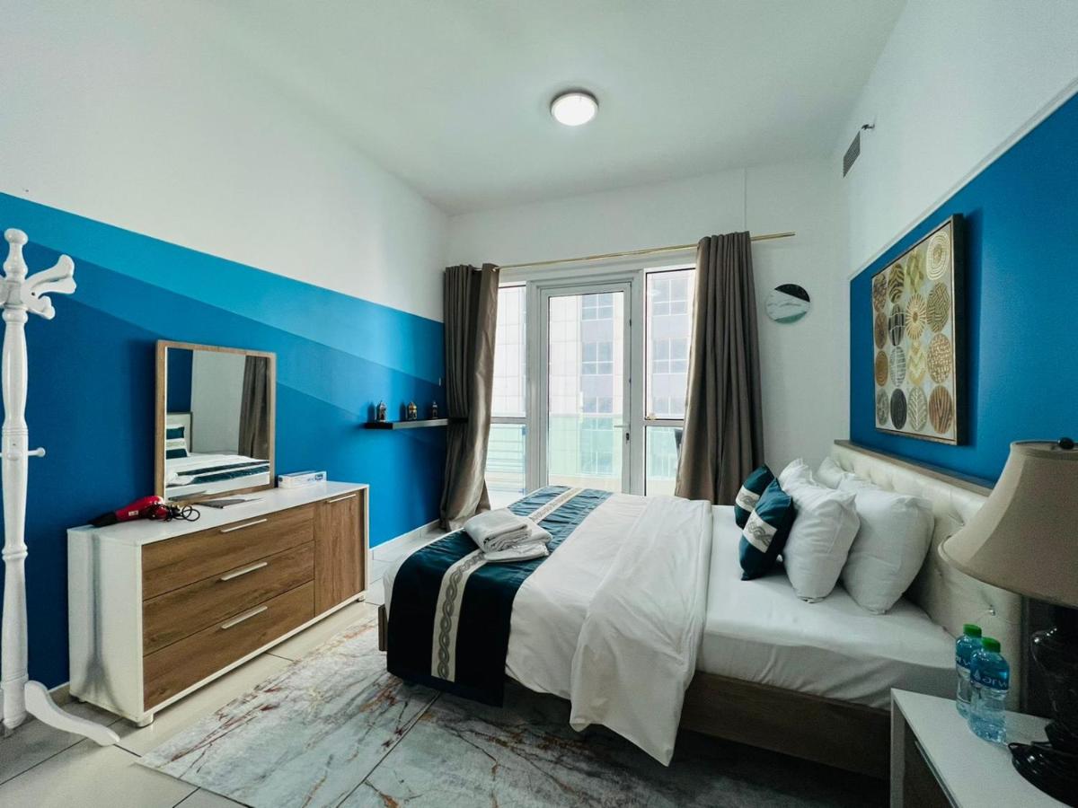 Entire private self catered sea view Apartments marina