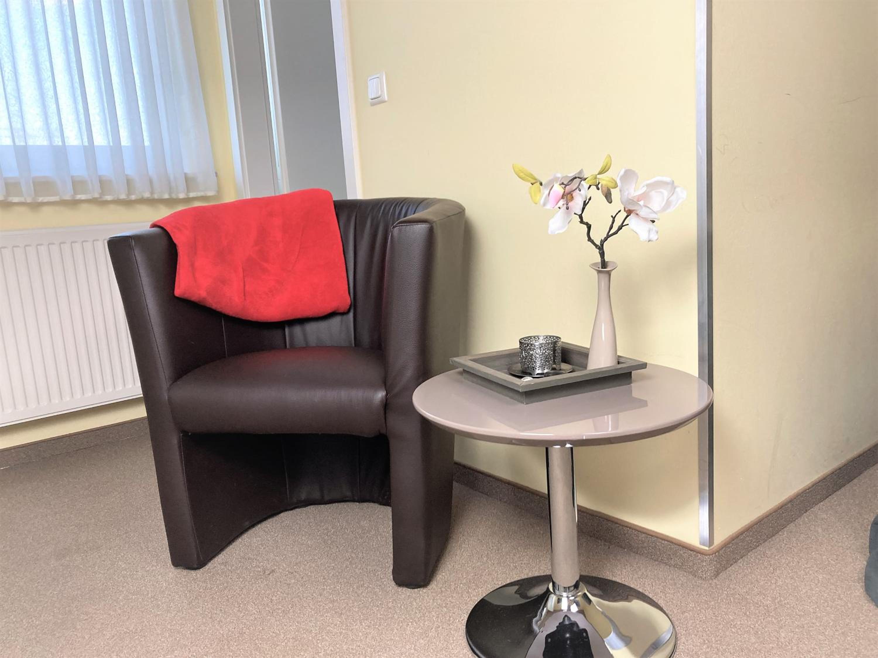 Wohlfühl Hotel & Pension am Birnengarten - Ruhige Zimmer mit Bad & WLAN