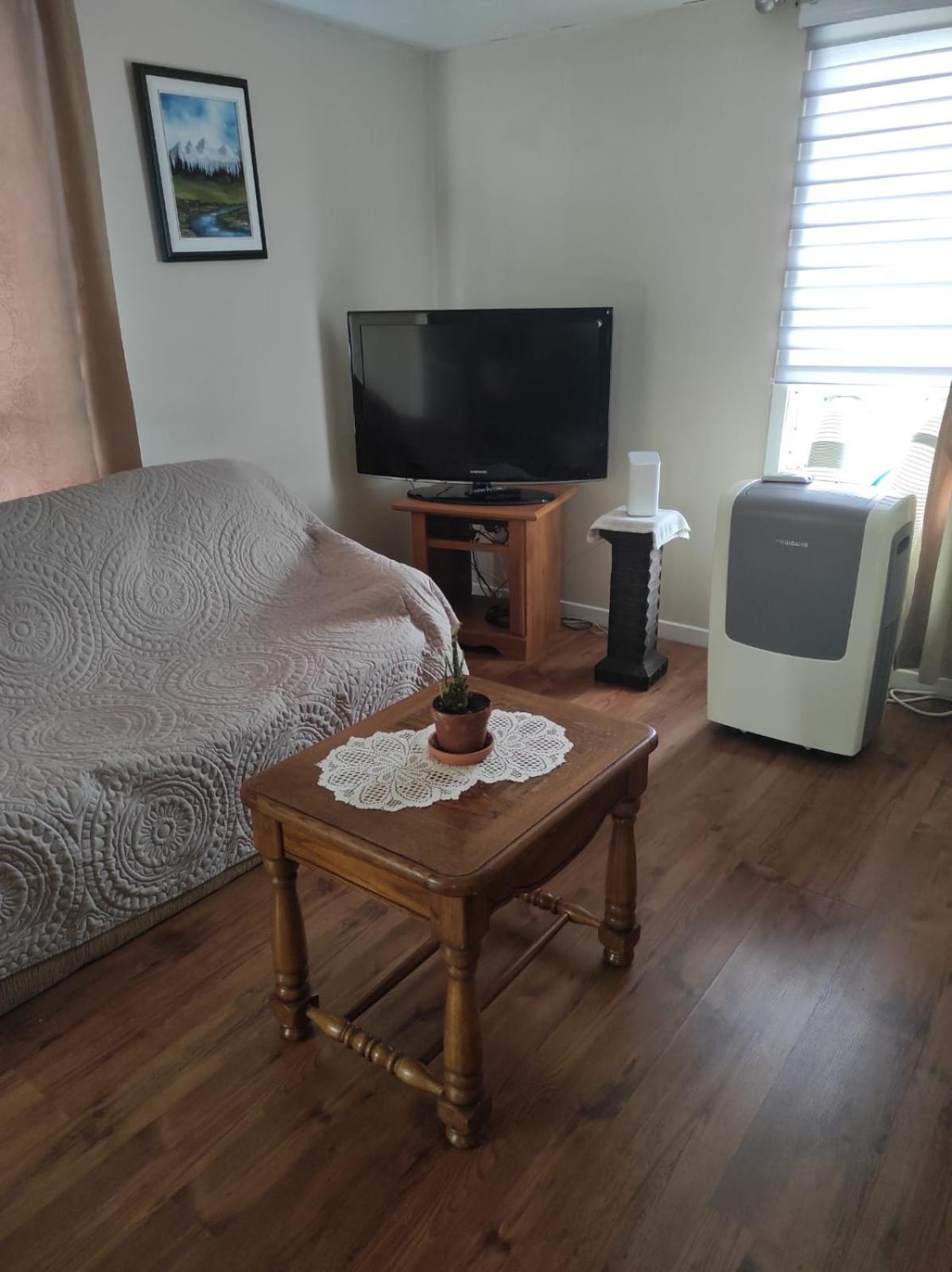 Private Home in downtown Edmundston! view 2
