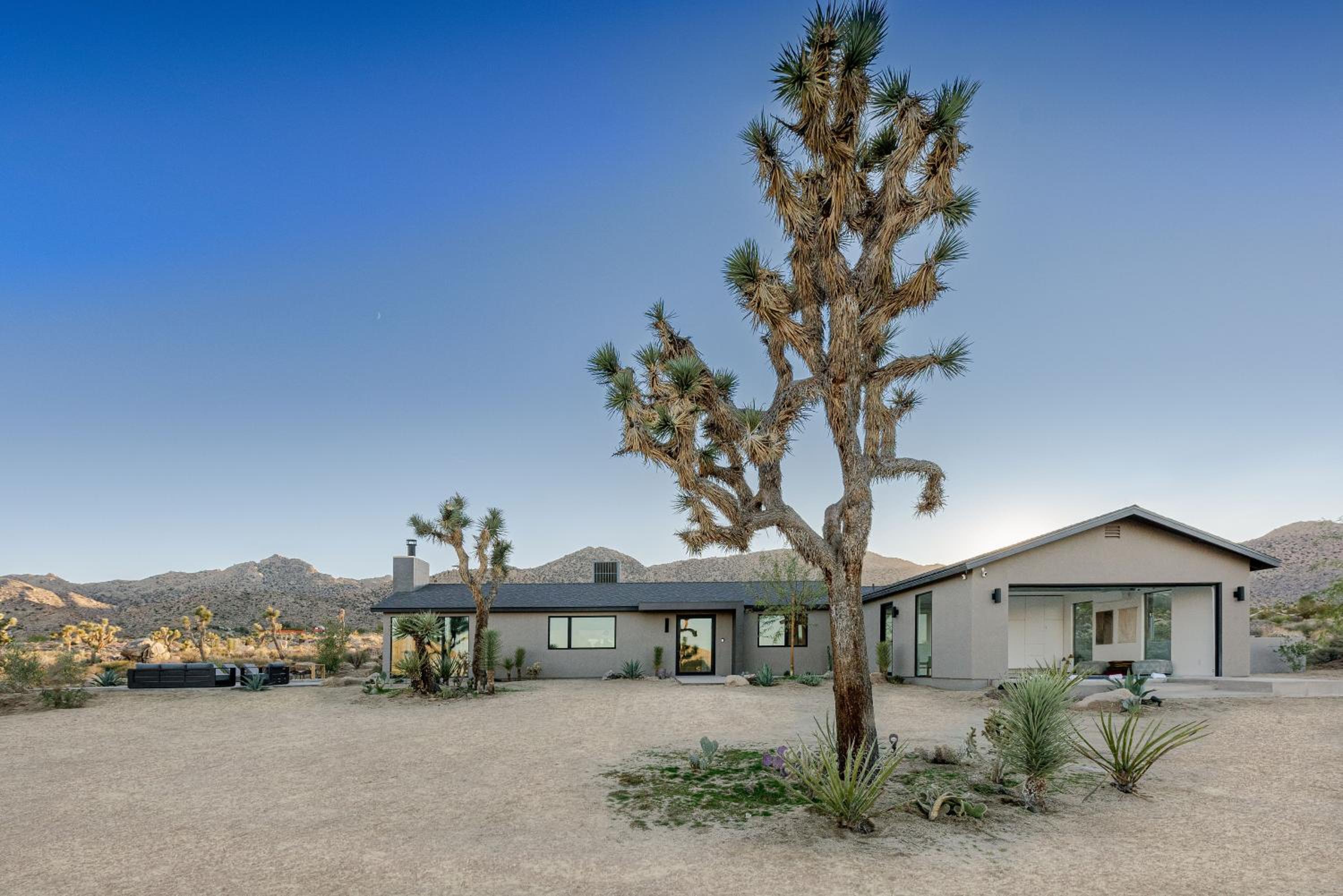 Hotel Amaru Muru - Luxury Retreat with Pool/Hot Tub/Yoga - Image 1