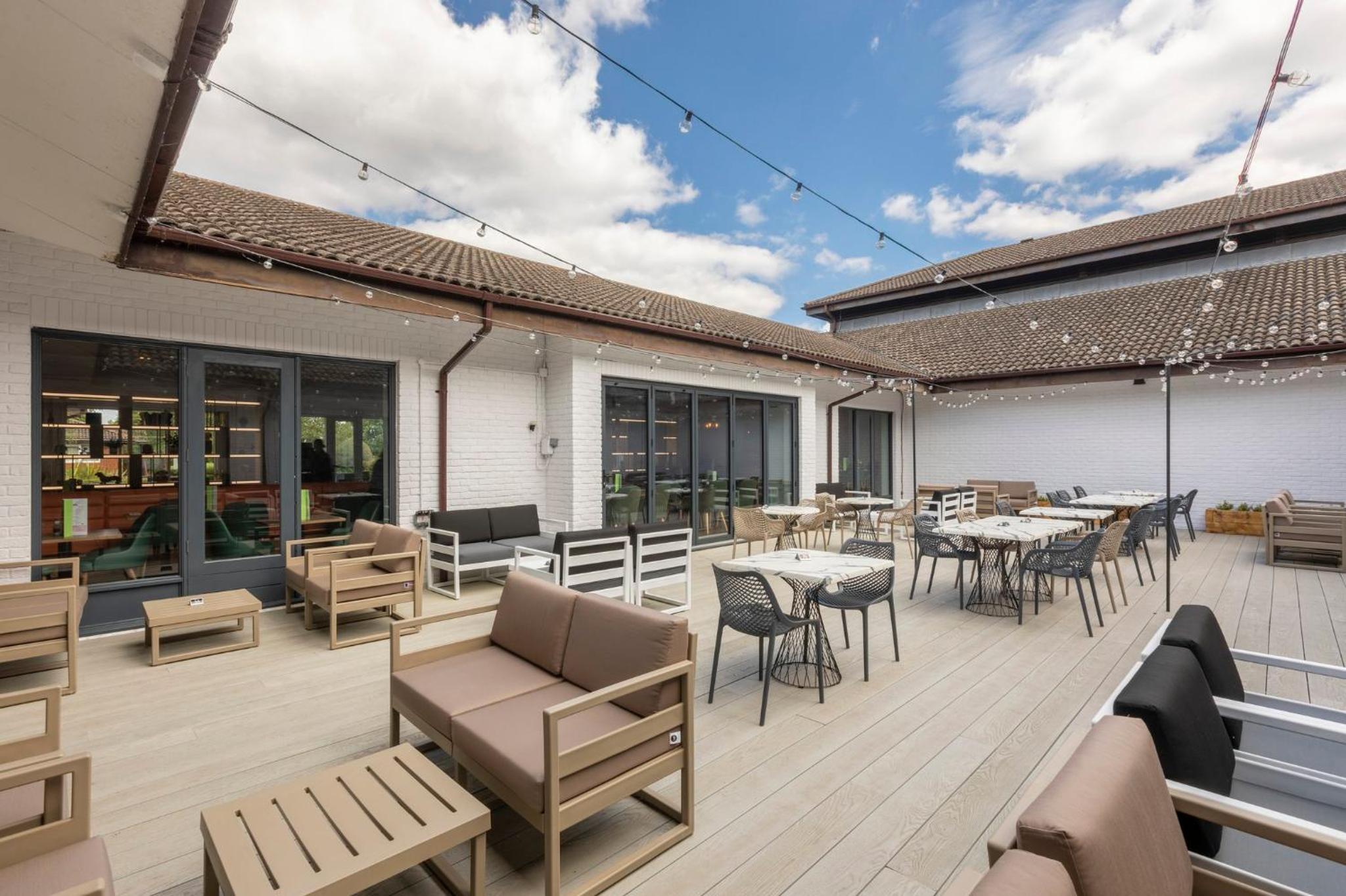 Guildford Vacations - Holiday Inn Guildford, an IHG Hotel - Property Image 86