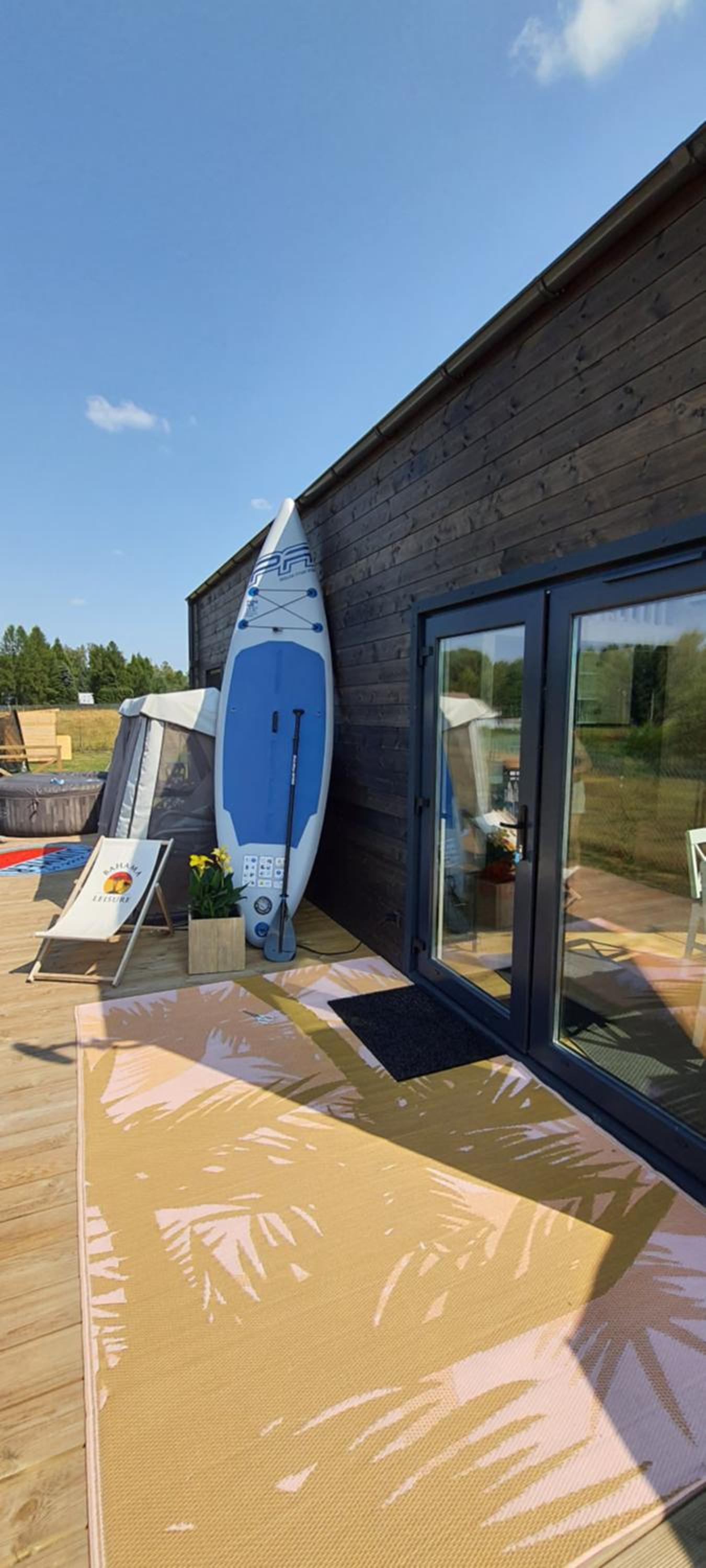 Domek Mazurski całoroczny nad jeziorem z sauną i Jacuzzi SPA