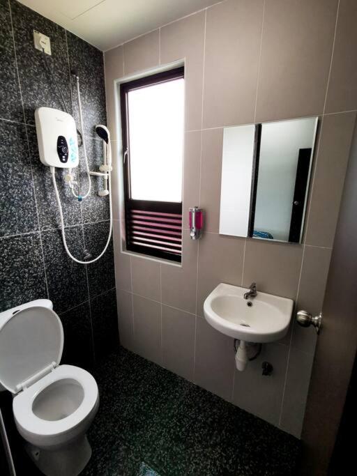 D'sarang Cinta Homestay Swimming Pool Melaka photo 4