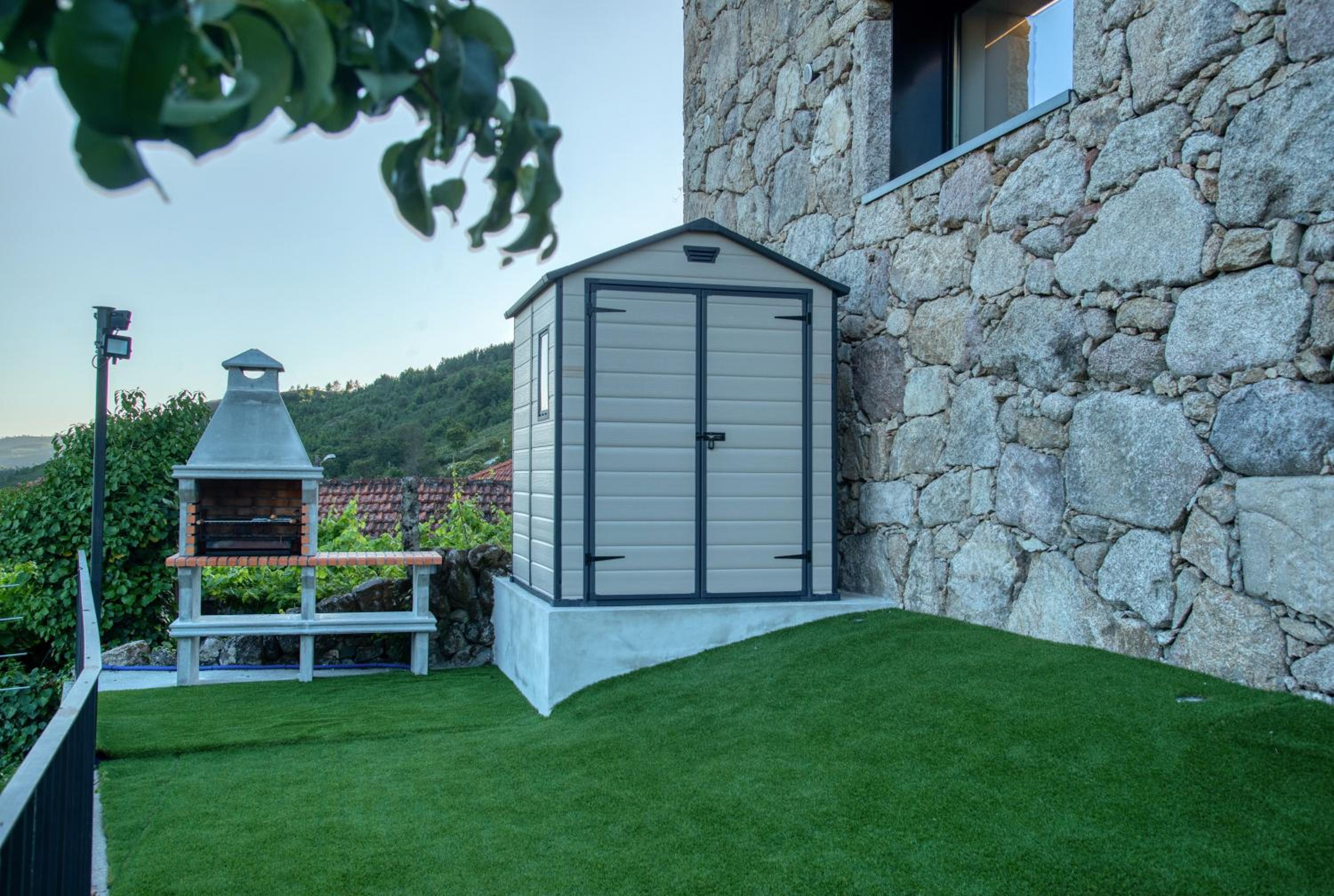 Photo 32