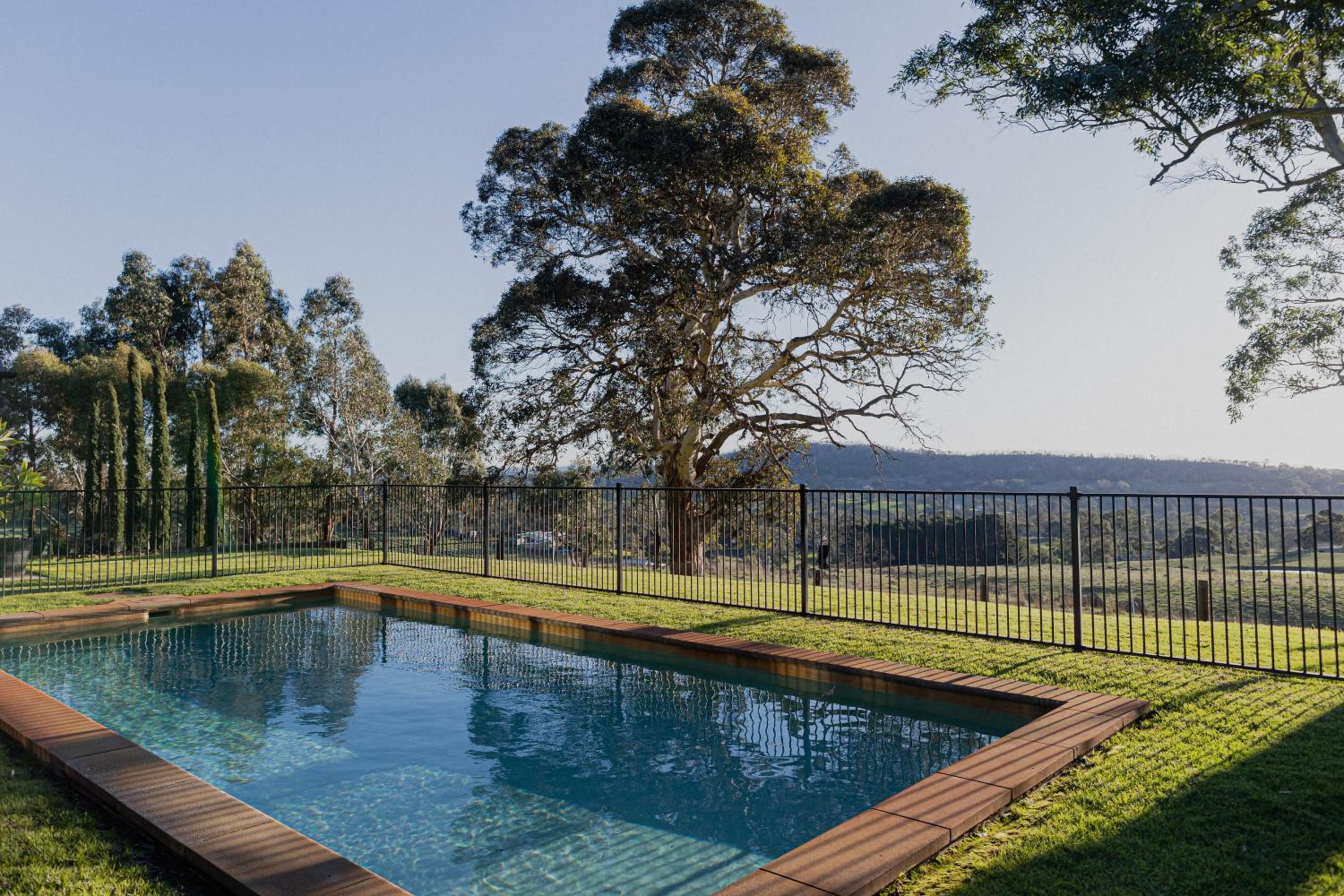 47 WOOLSHED ROAD - Adelaide Hills rural retreat