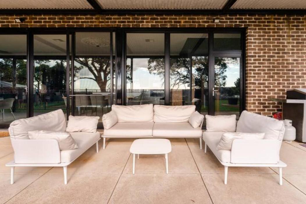 47 WOOLSHED ROAD - Adelaide Hills rural retreat