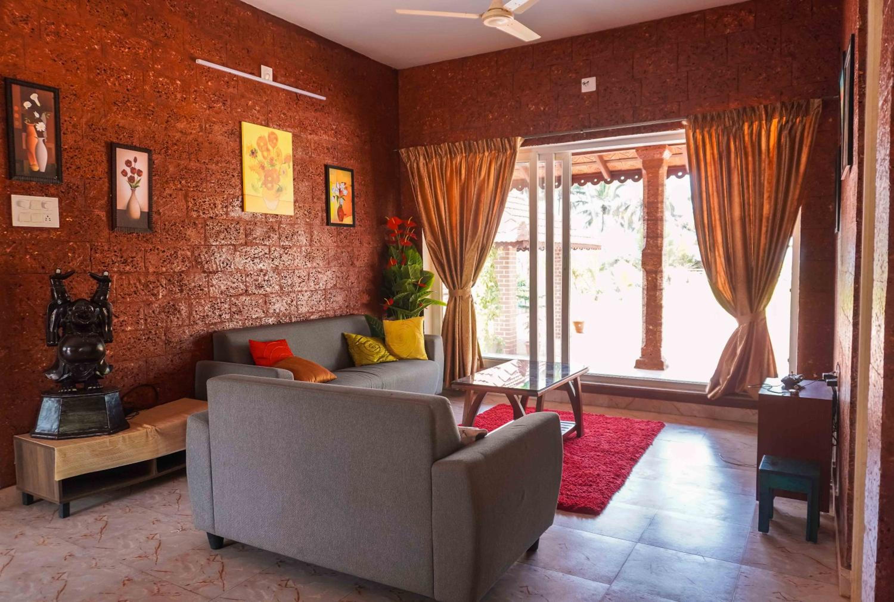 Photo 33