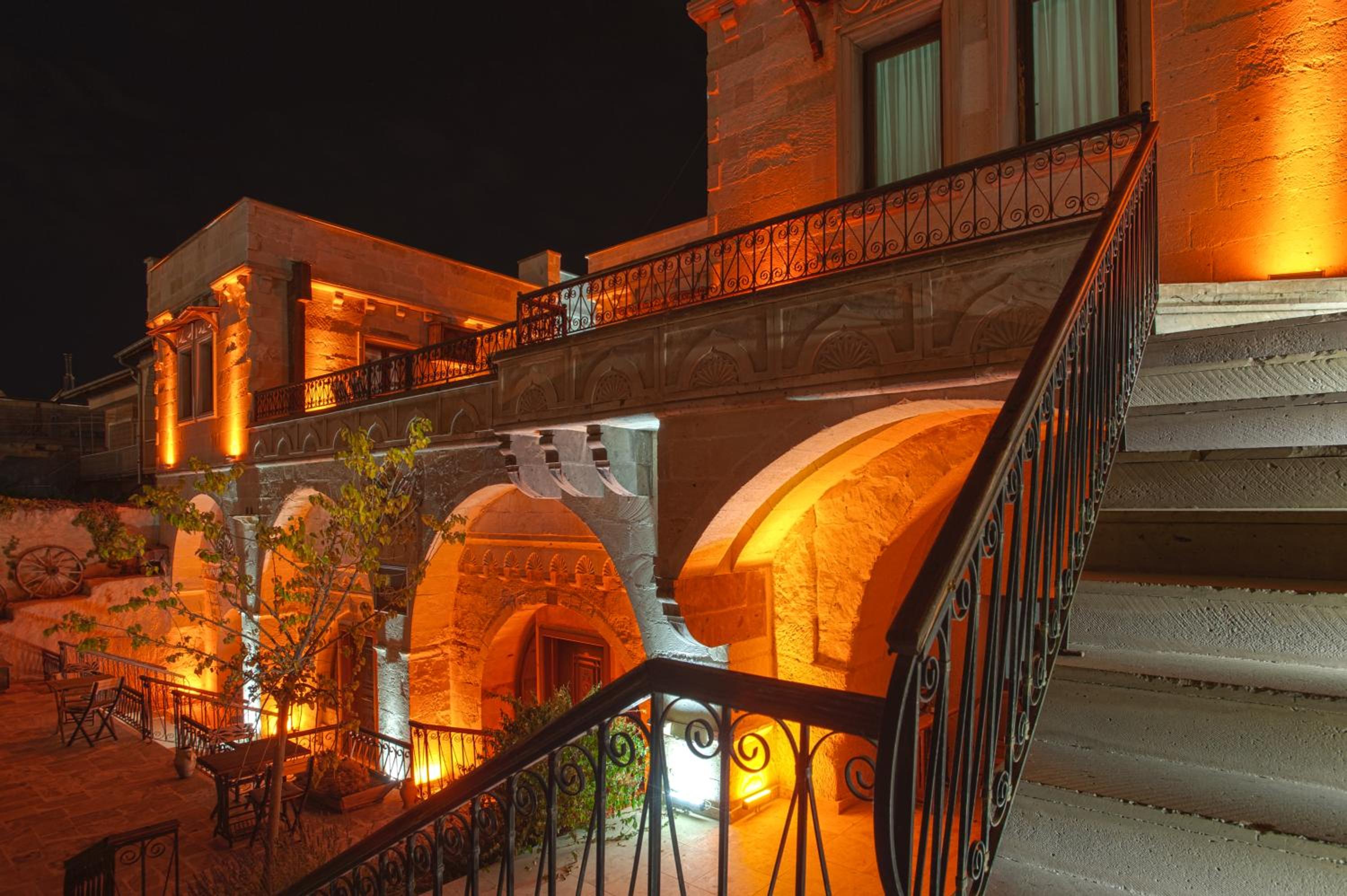 Ottoman Cave Suites - Image 7