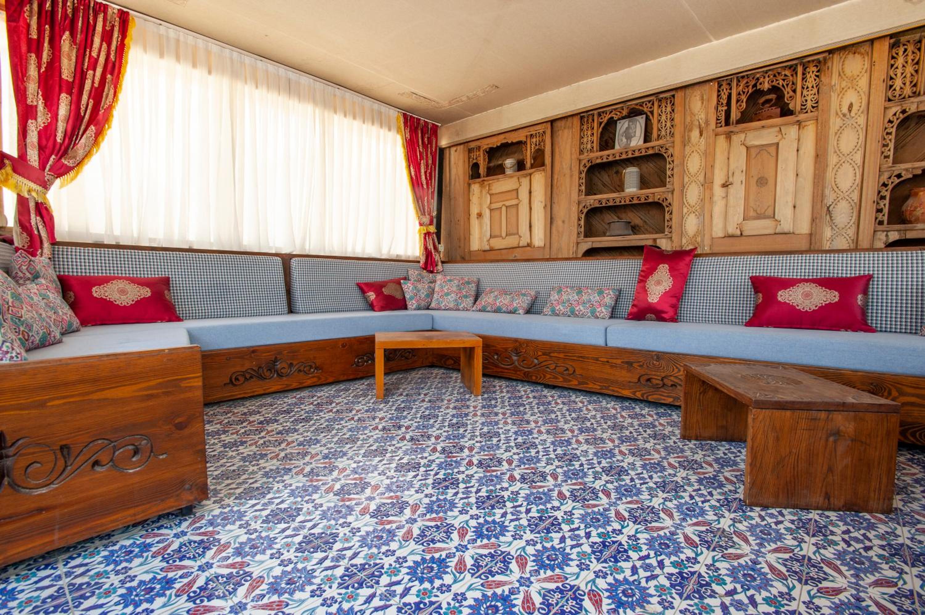 Ottoman Cave Suites - Image 21