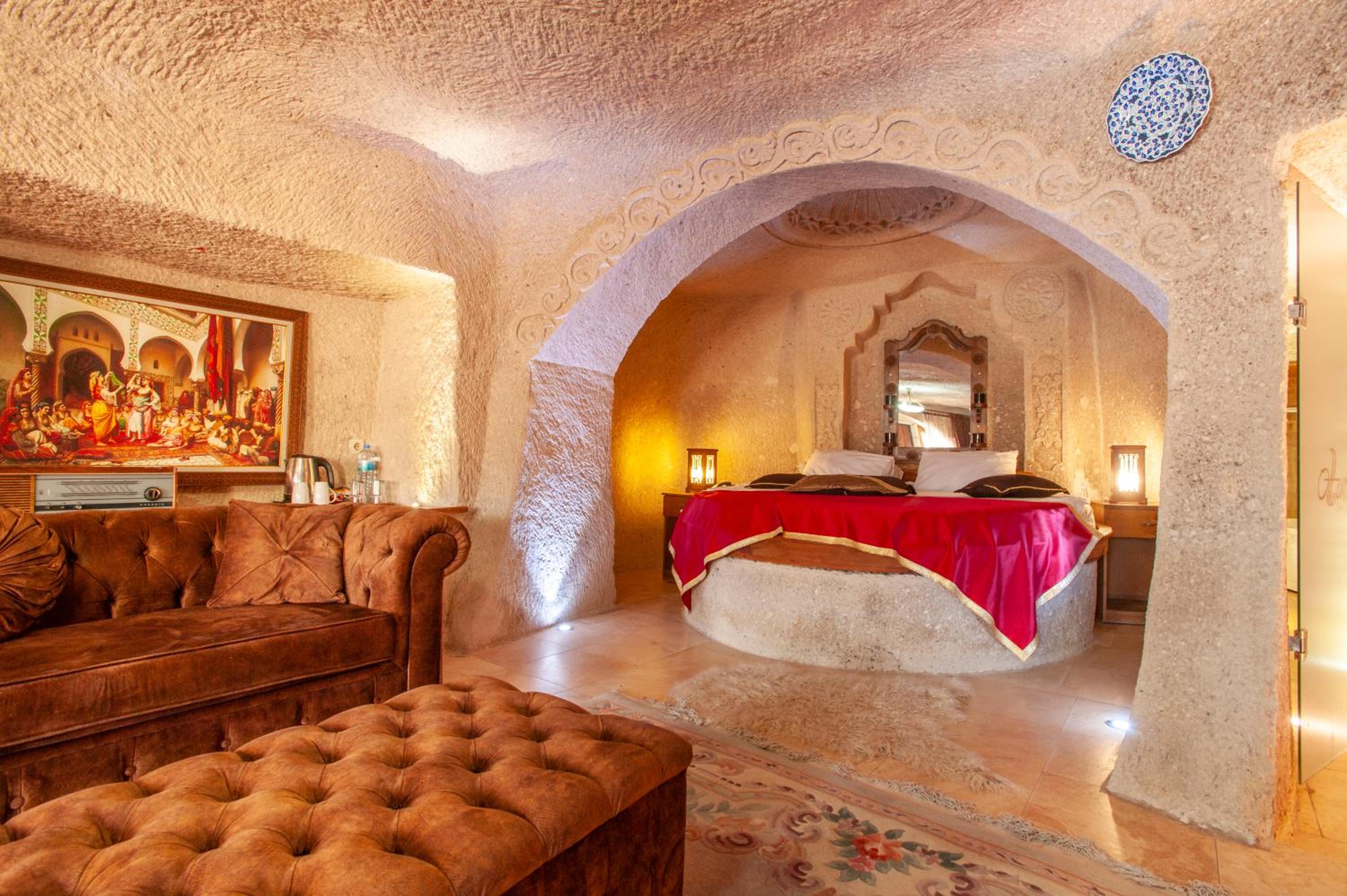 Ottoman Cave Suites - Image 37