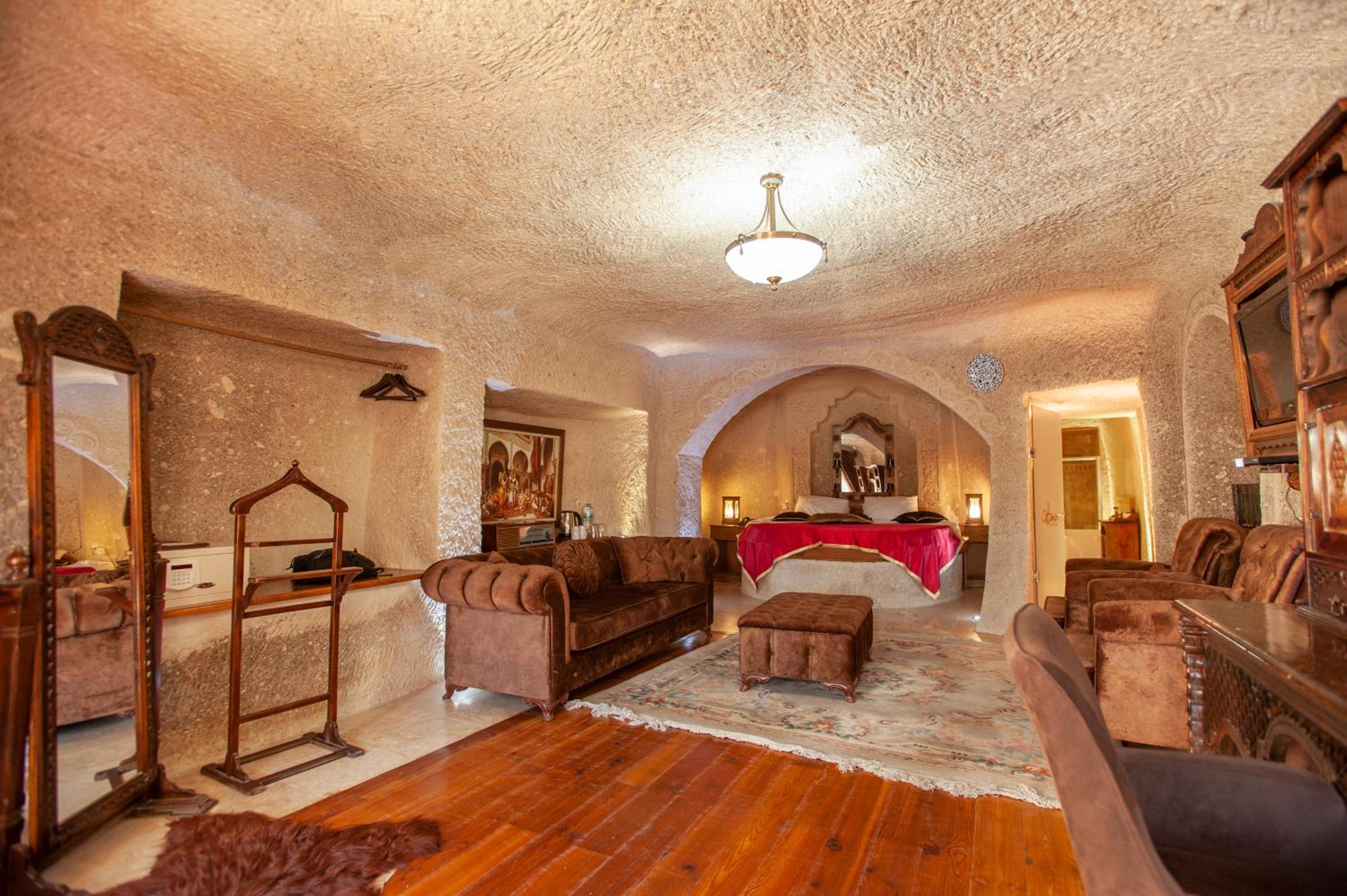Ottoman Cave Suites - Image 33