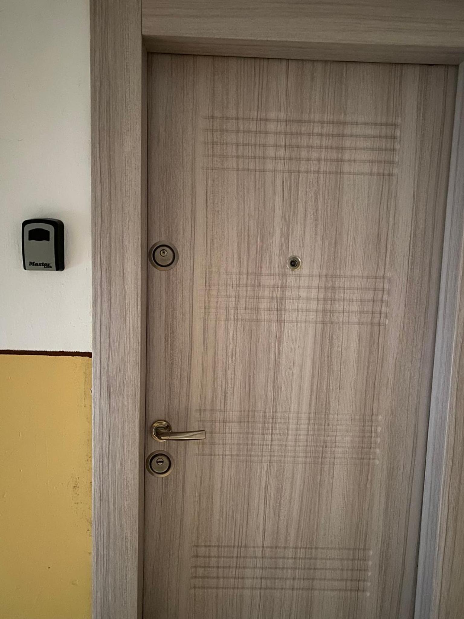 Grove Apartment en Buzau — hotel room