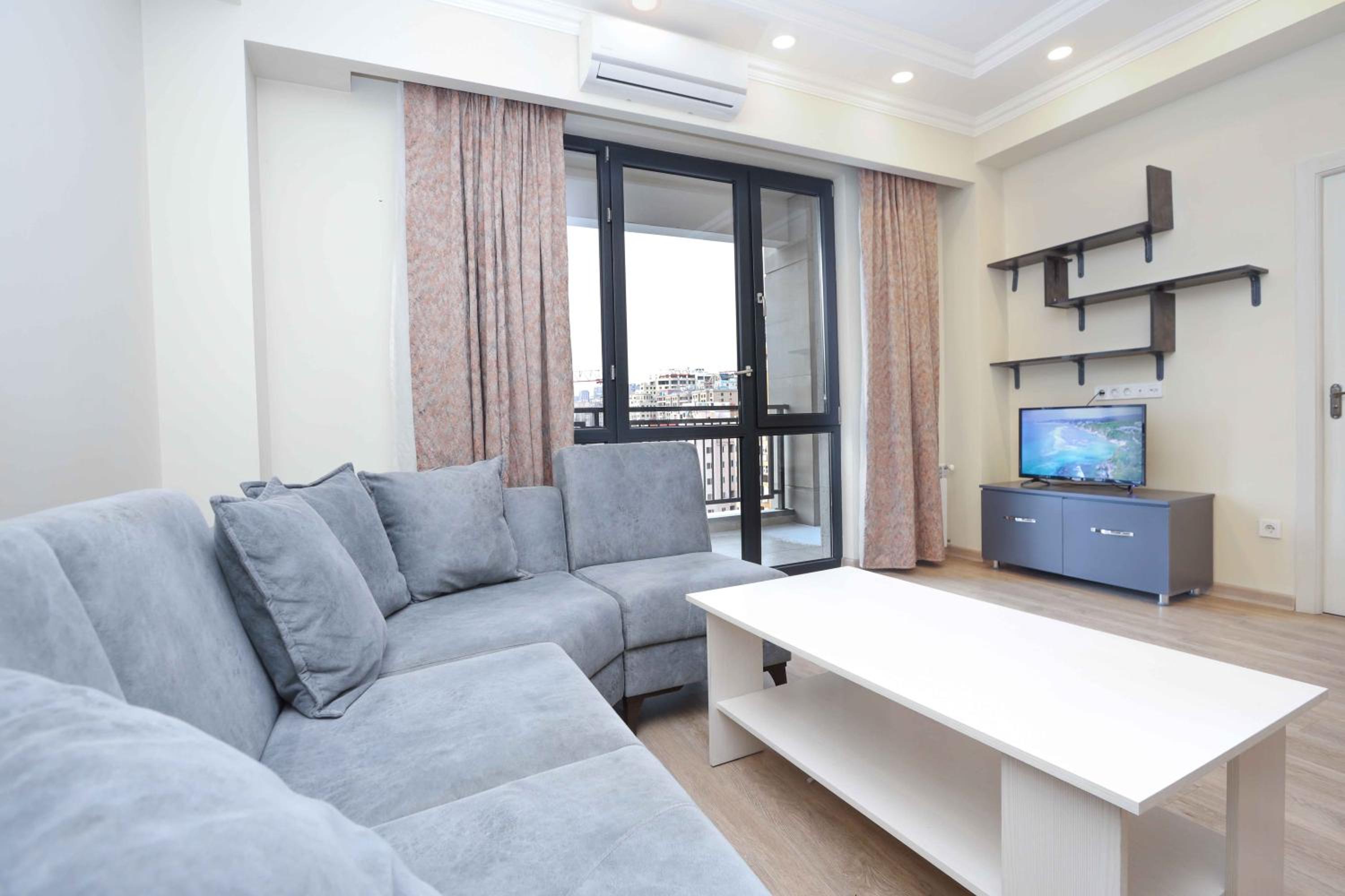 Apart-hotel on Koghbatsi 16