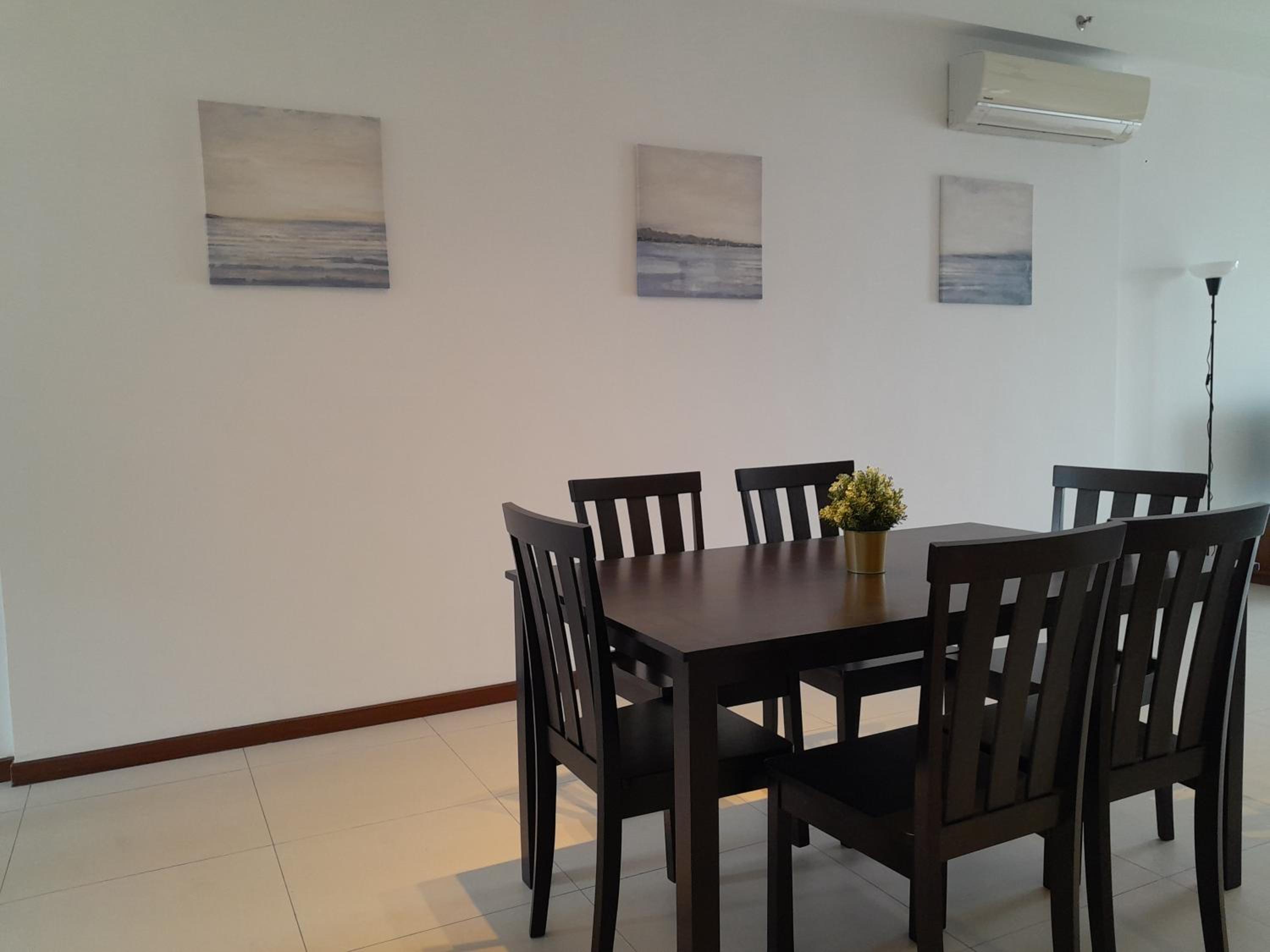 The Landmark Comfort Relax Spacious Sea View By IZ view 5