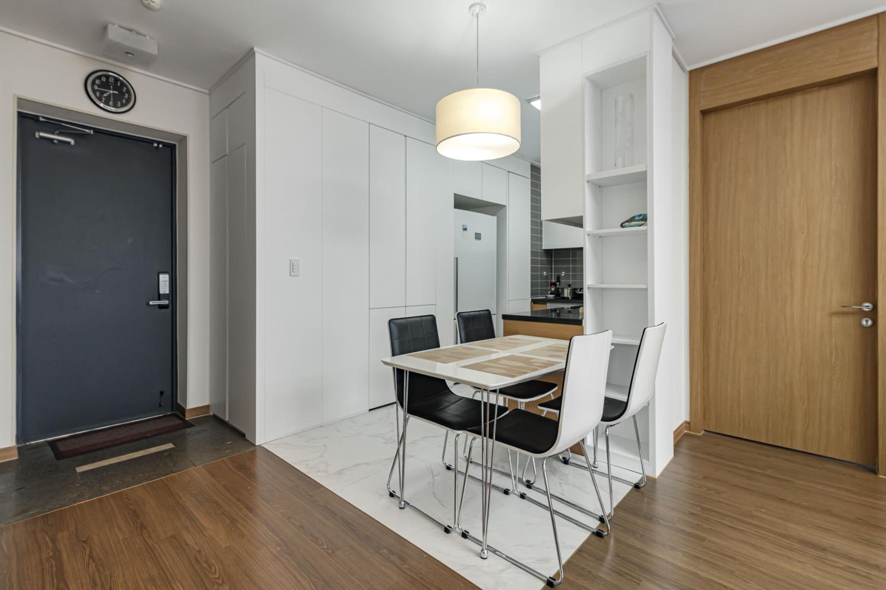 Highvill park apart view 3