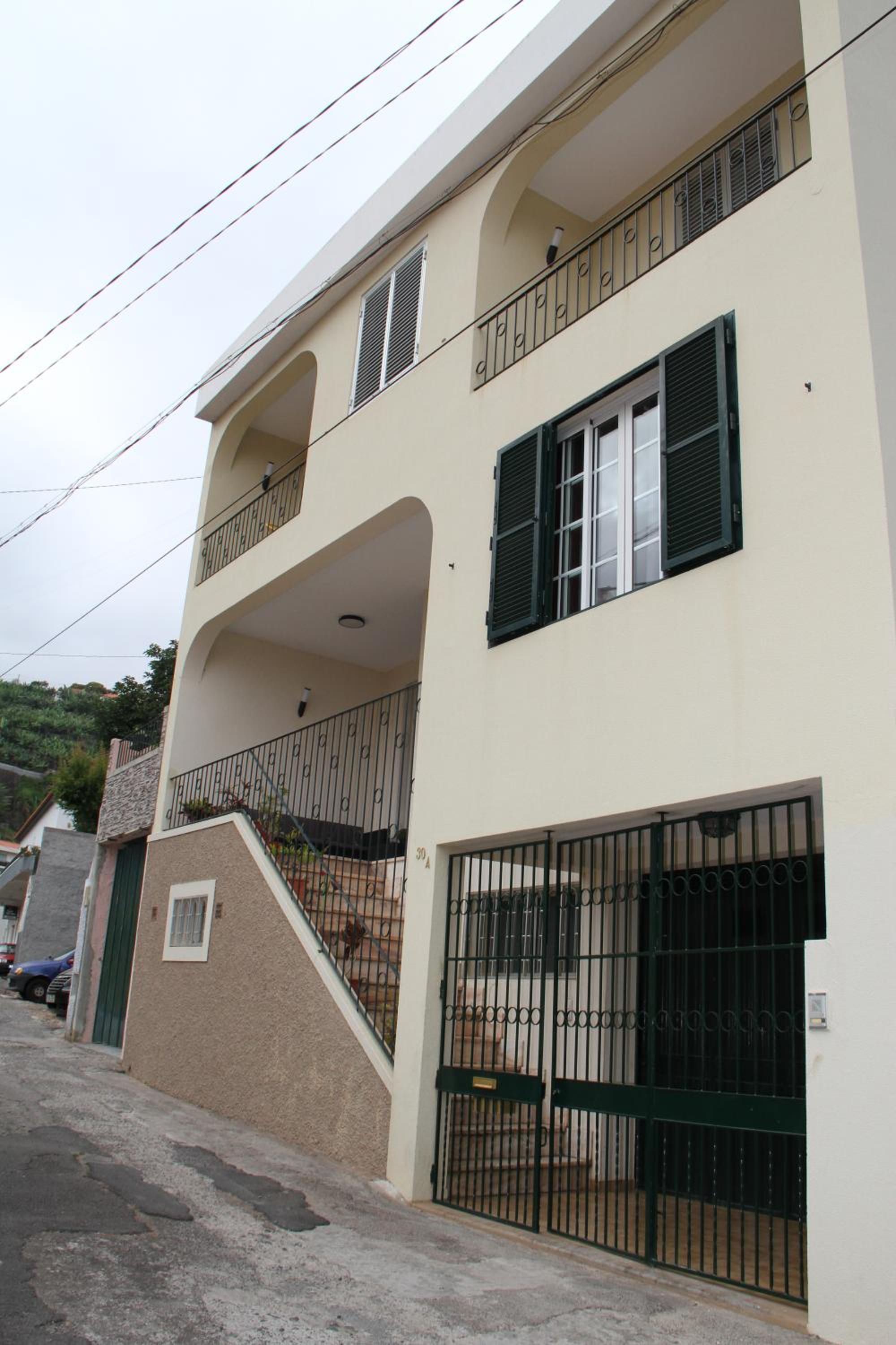 Vigário House view 4