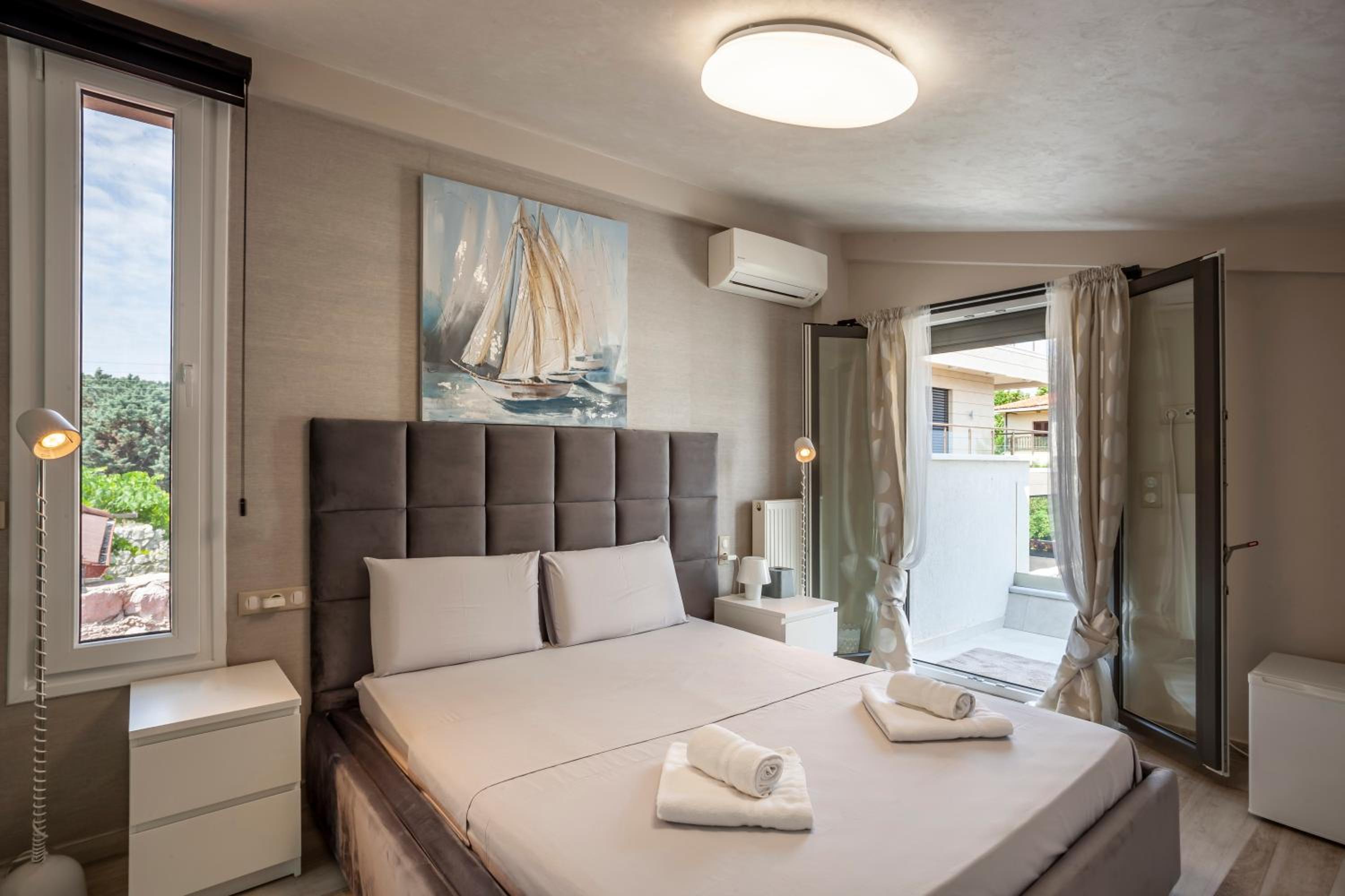 Seafront luxury Villa Almyra, Chalkidiki view 3