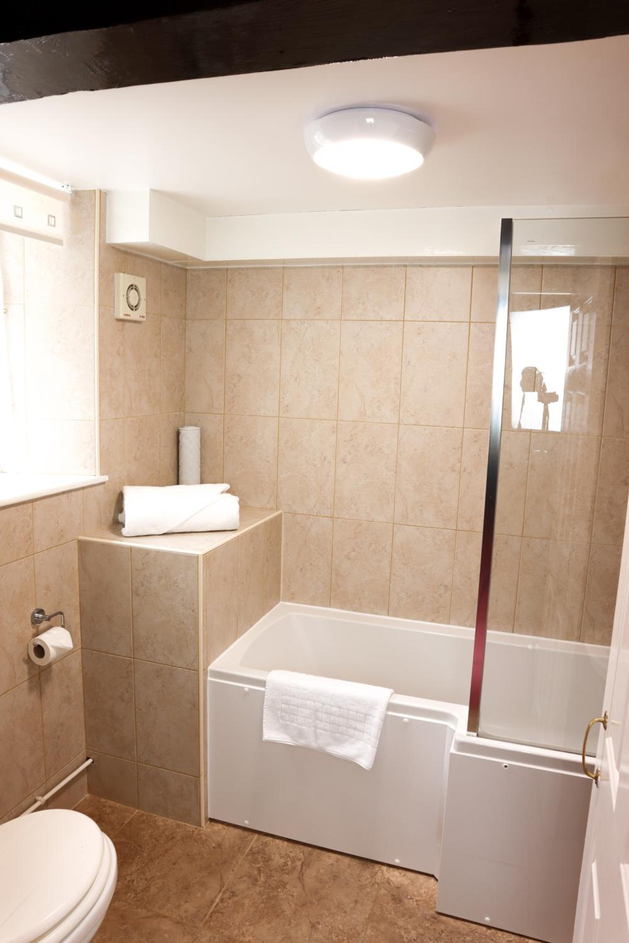 Oakham Vacations - The Kings Arms Inn - Property Image 24