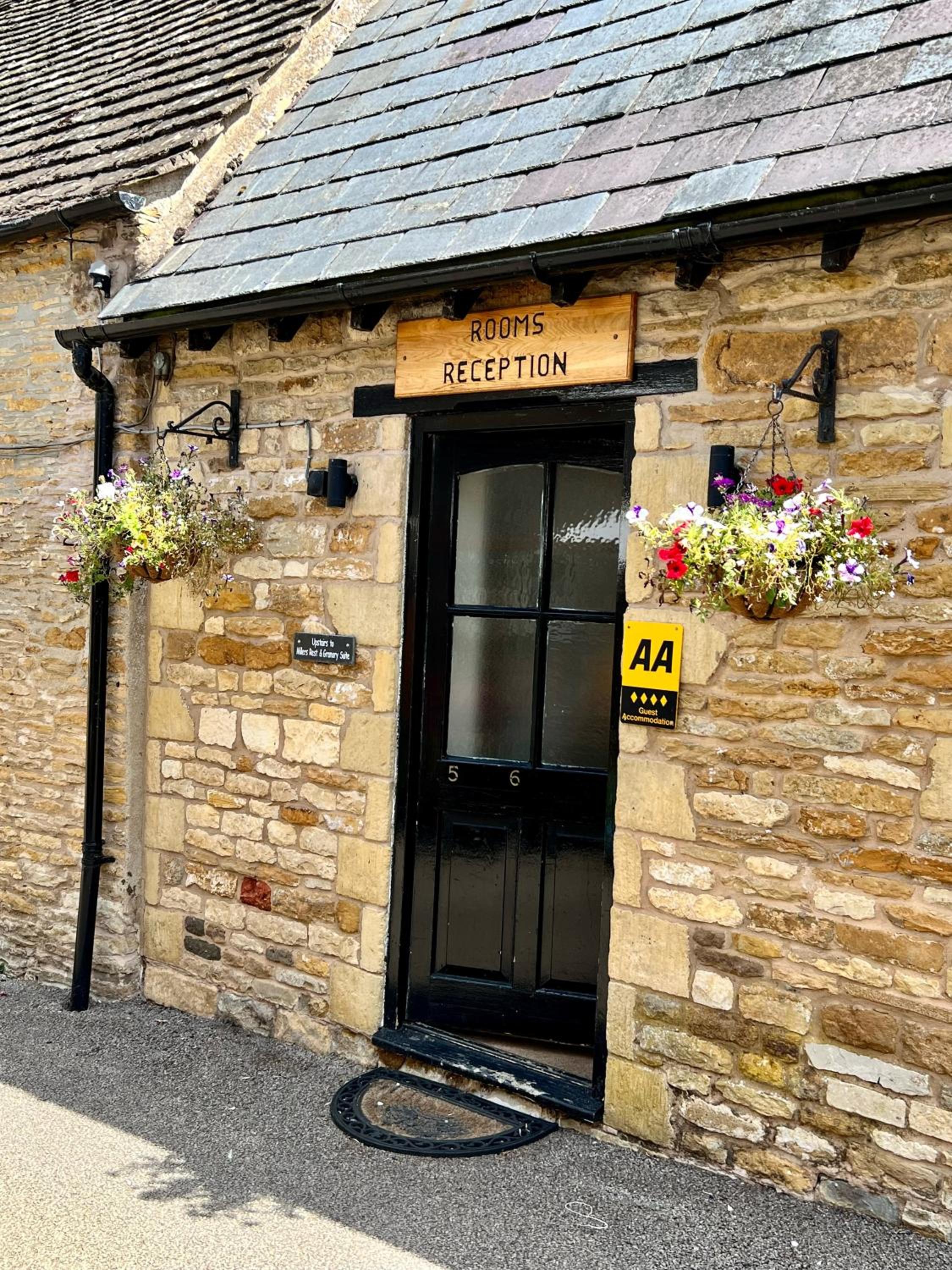 Oakham Vacations - The Kings Arms Inn - Property Image 19