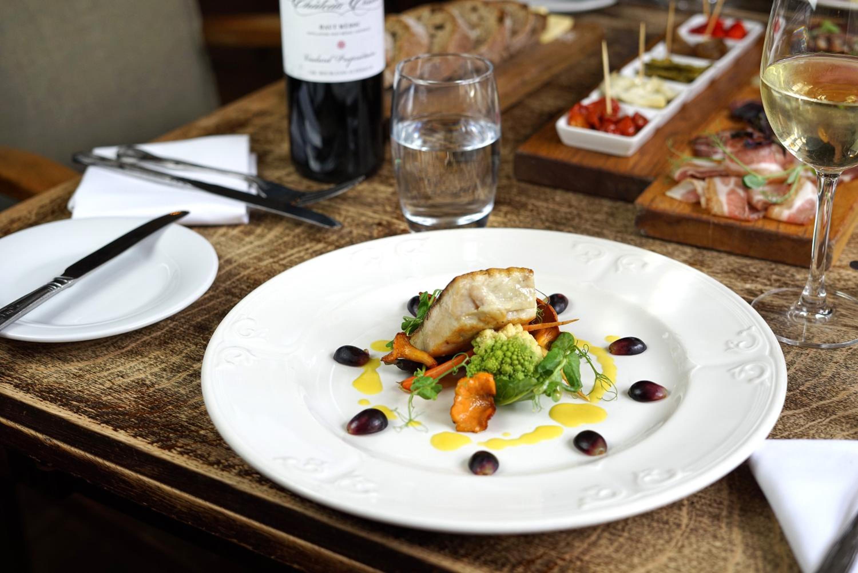 Oakham Vacations - The Kings Arms Inn - Property Image 18