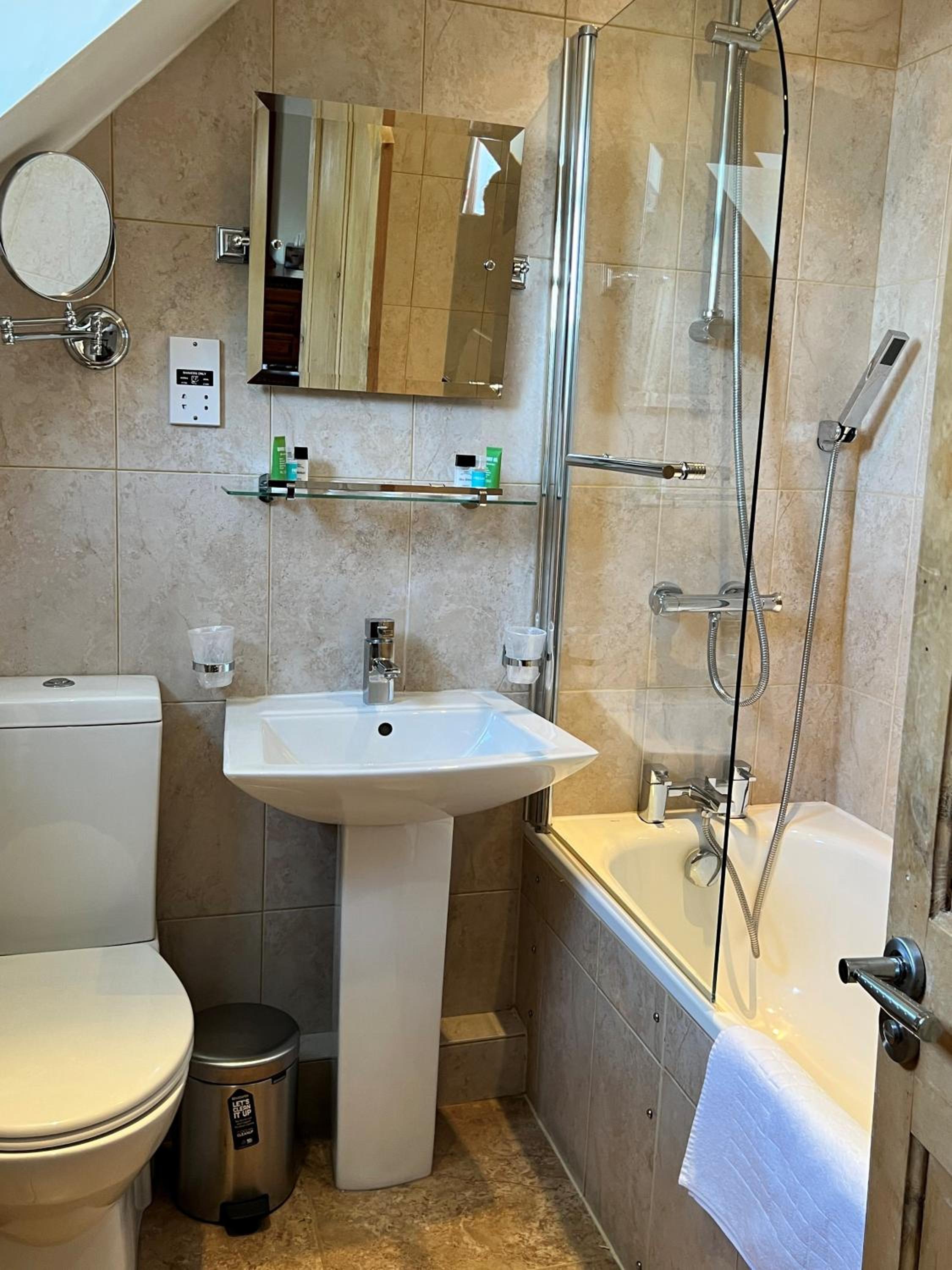 Oakham Vacations - The Kings Arms Inn - Property Image 9