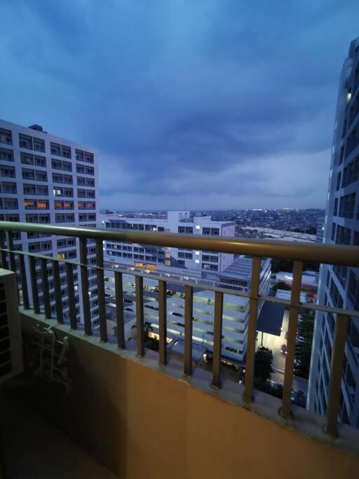 Lot's Pad nr BGC view 2