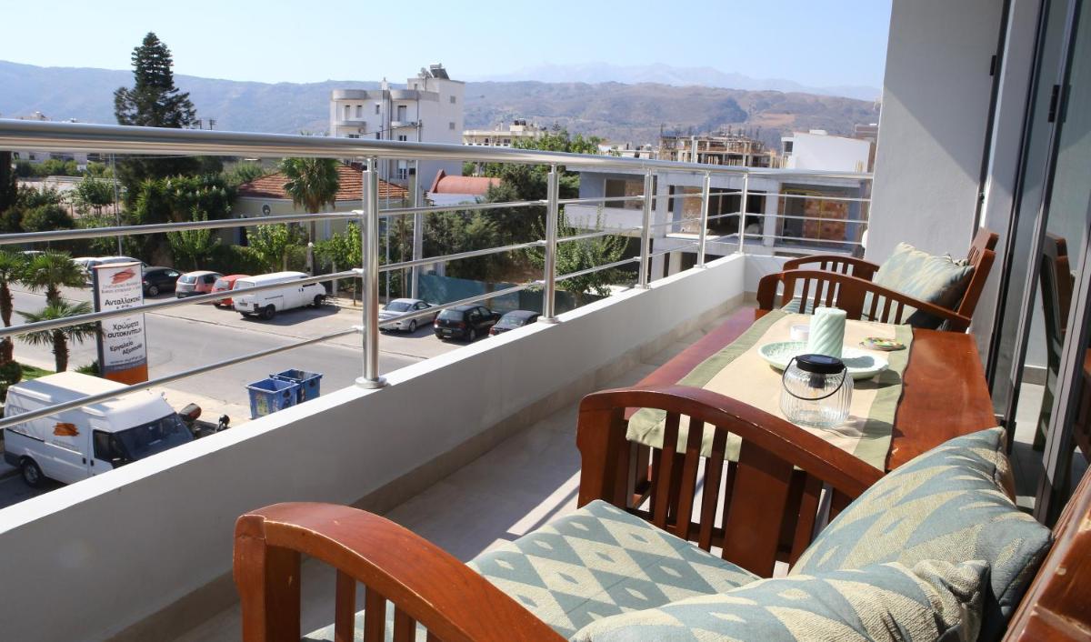 Maryland Luxurious Penthouse in Chania City photo 2
