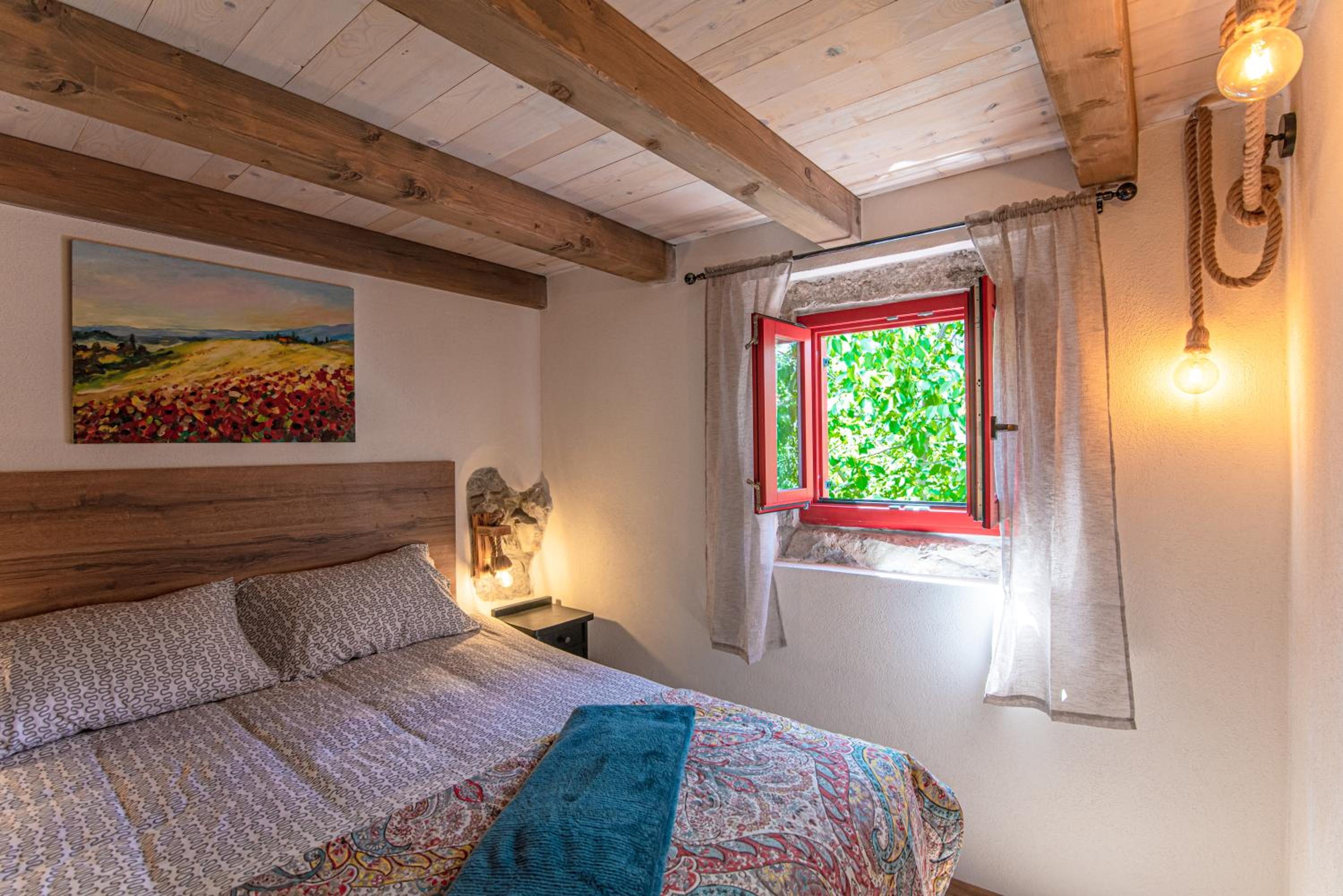 Vrhi Cicarije - Brgudac, Opatija with free parking