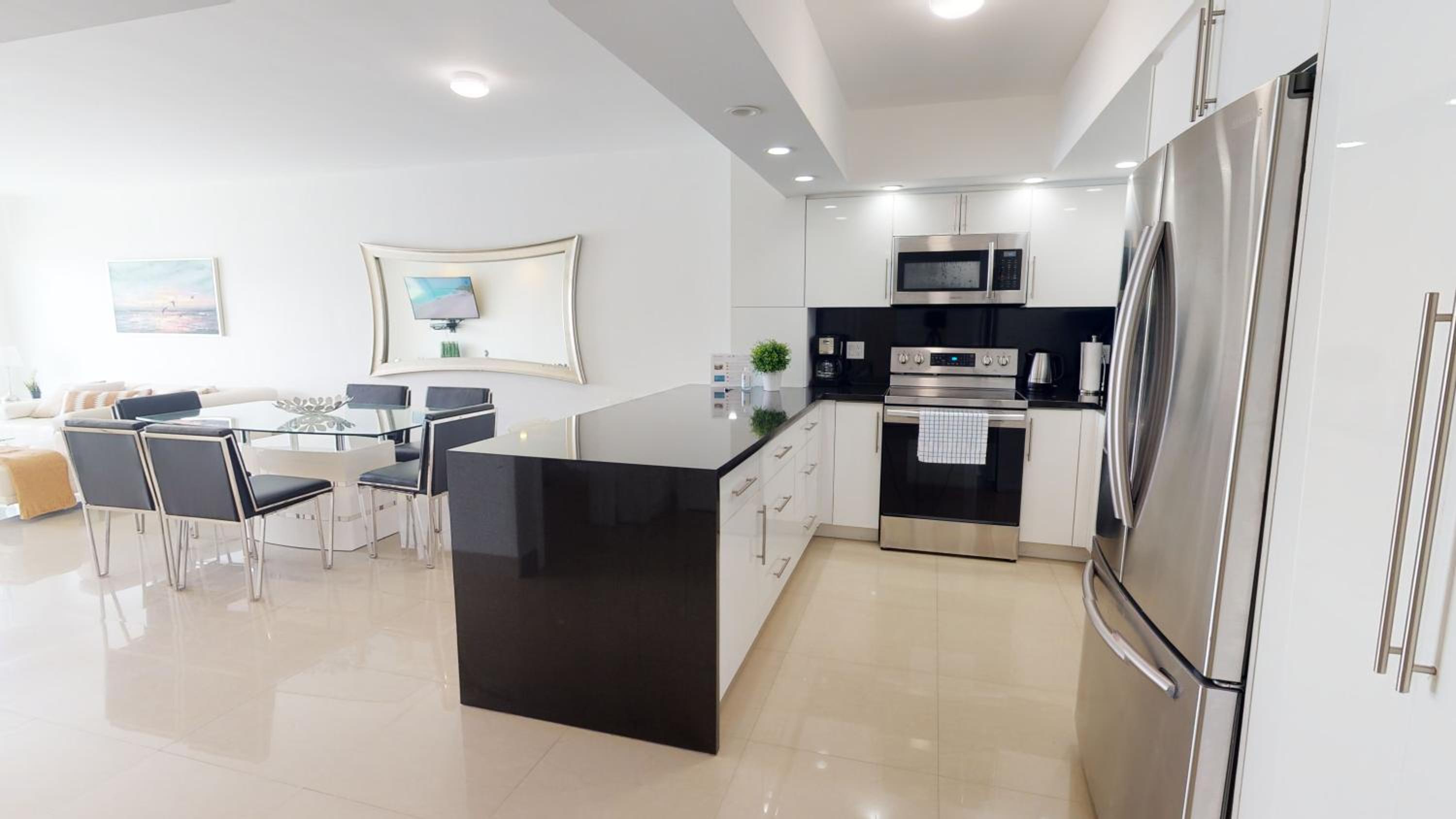 Ocean Reserve Condo by FlatsAway
