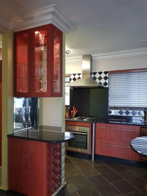604@Amanzi 2-bedroom holiday apartment by the sea