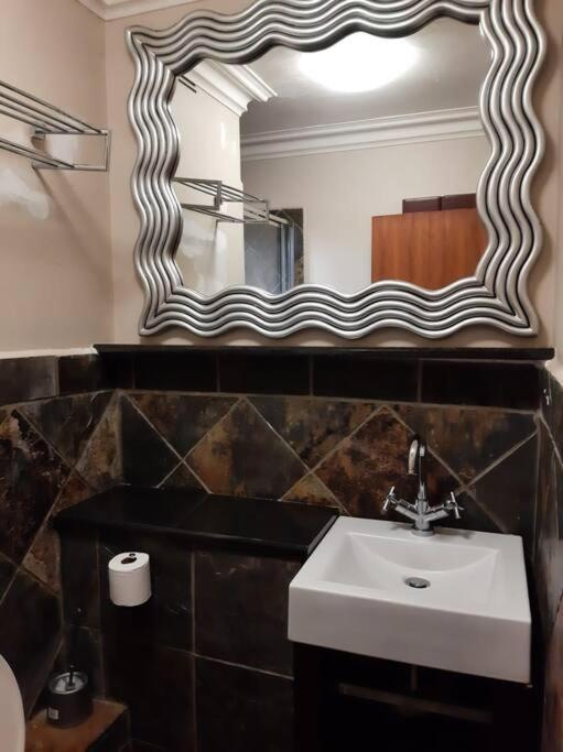 604@Amanzi 2-bedroom holiday apartment by the sea
