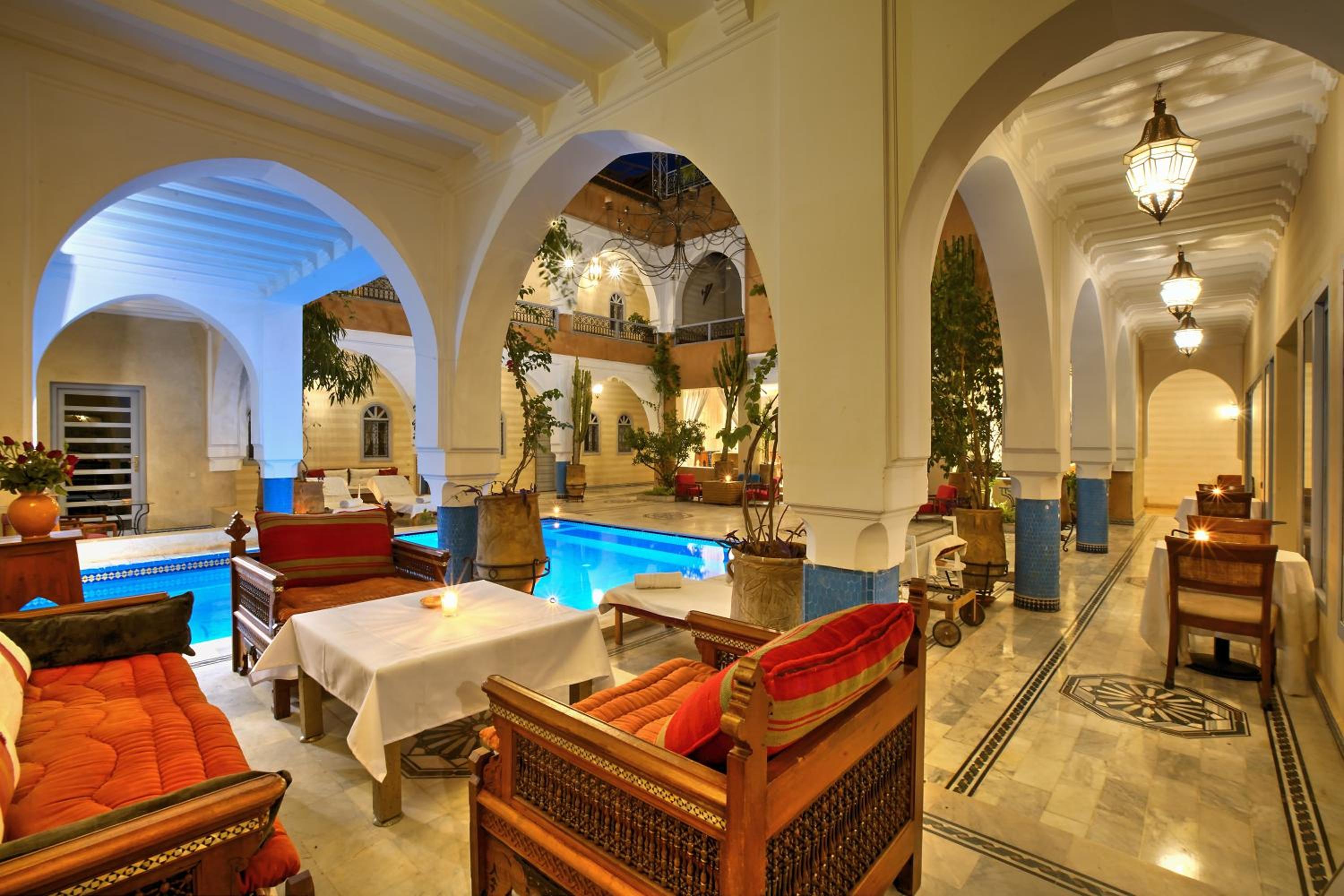 lounge
