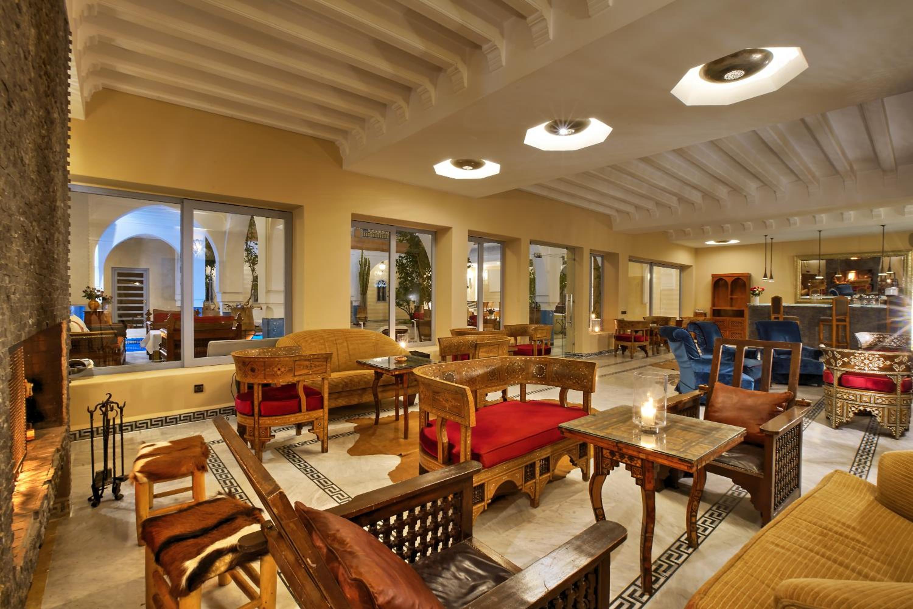 lounge