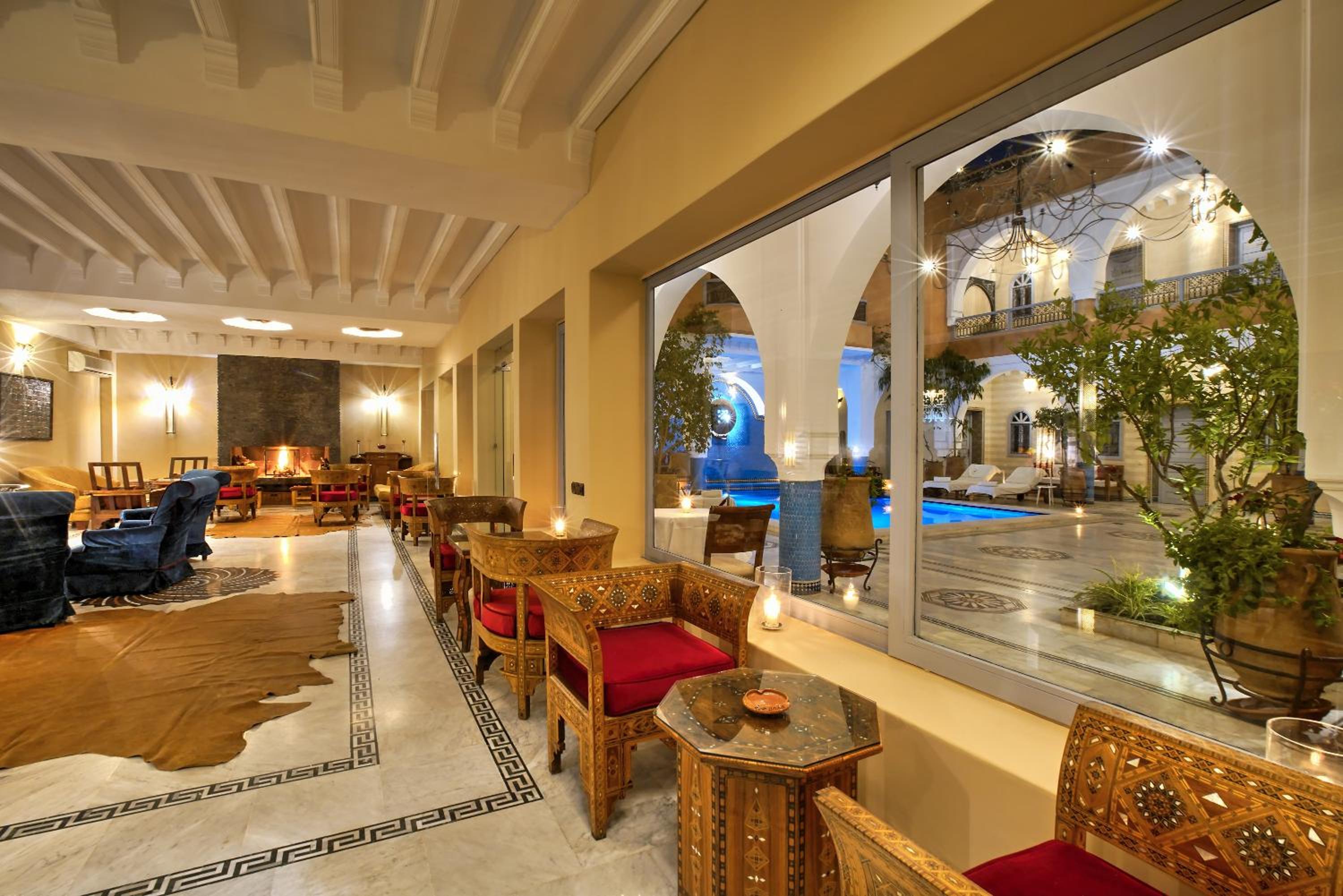 lounge