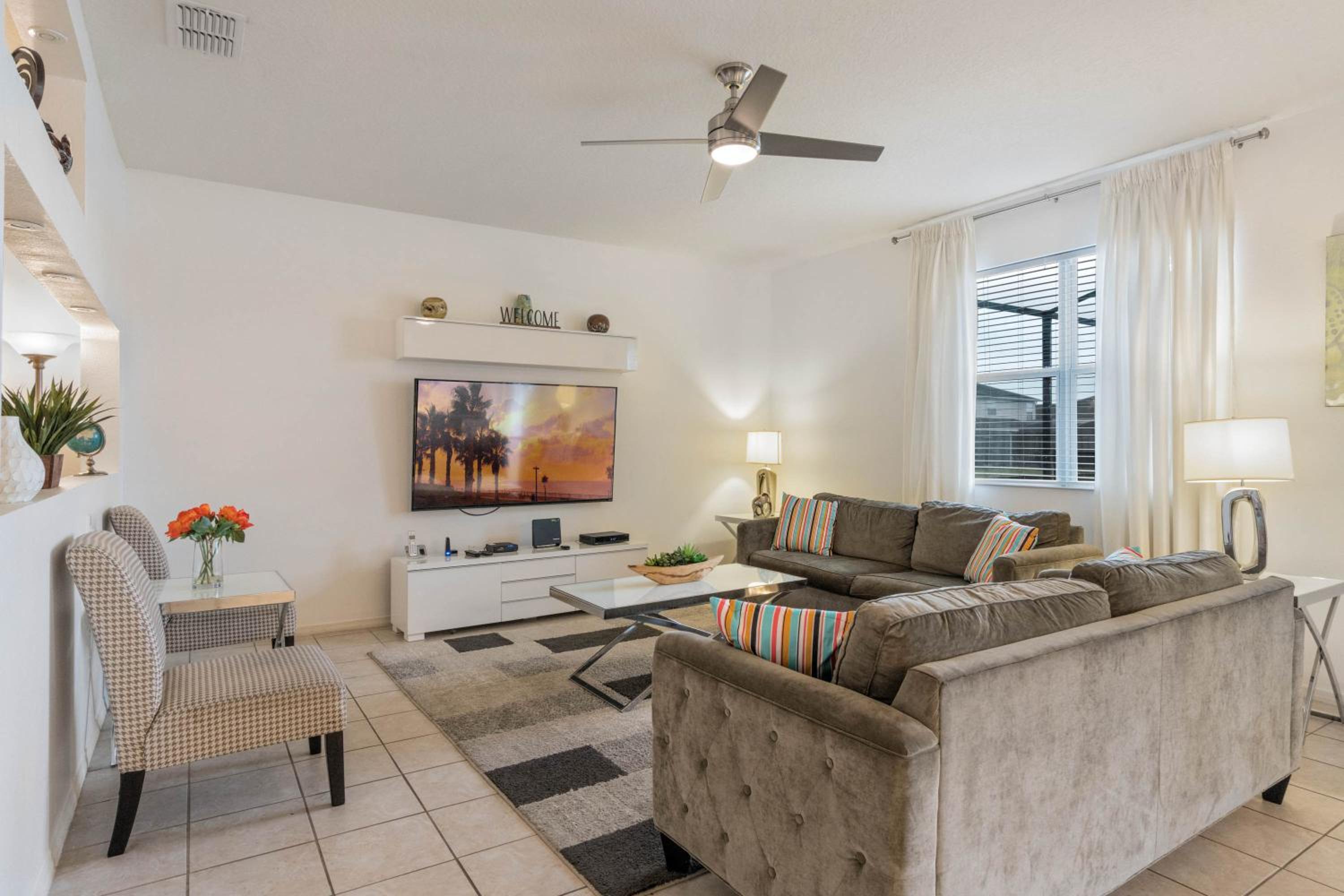 CozyKey Vacation Rentals - Crystal Cove