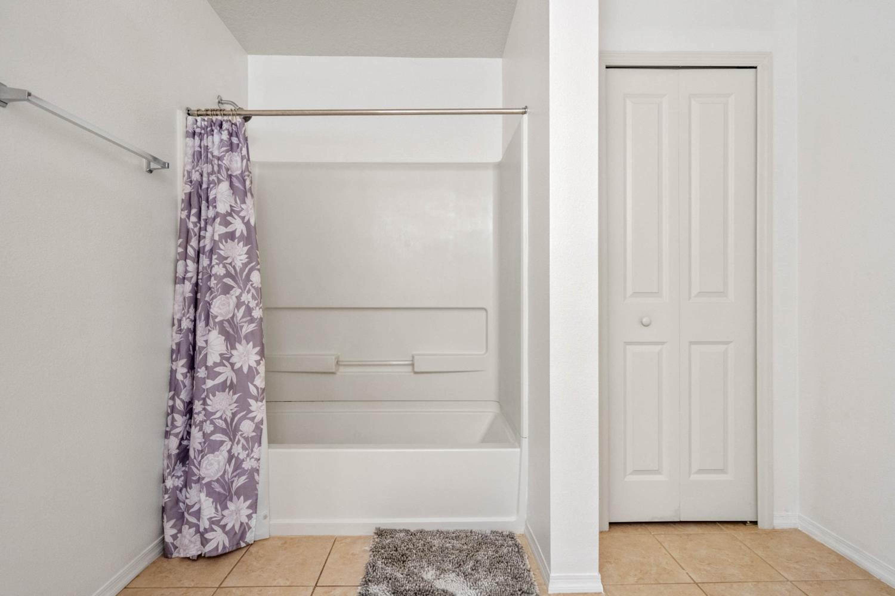 CozyKey Vacation Rentals - Crystal Cove