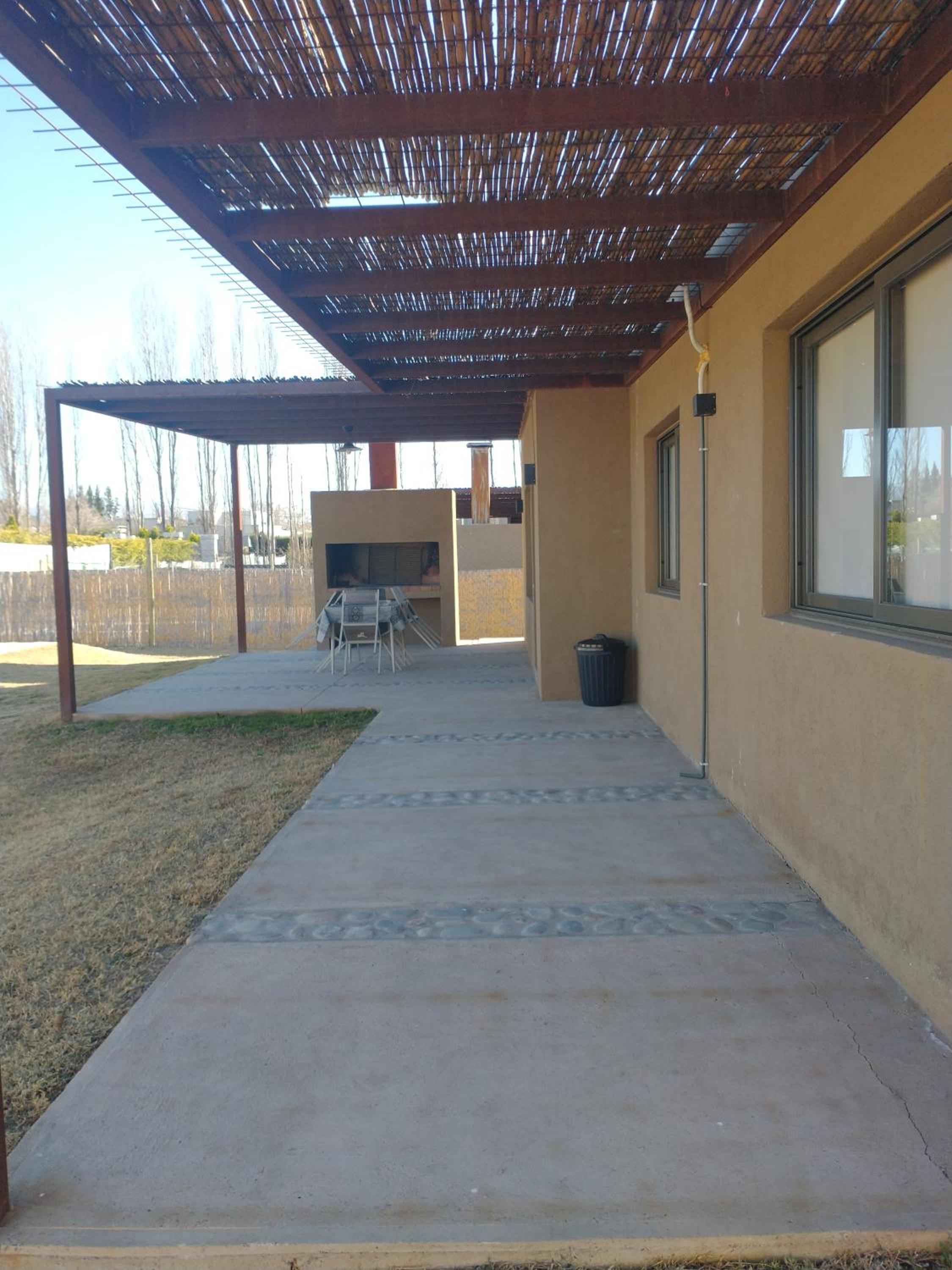 Las Casitas y Los Duplex de Chacras de Coria