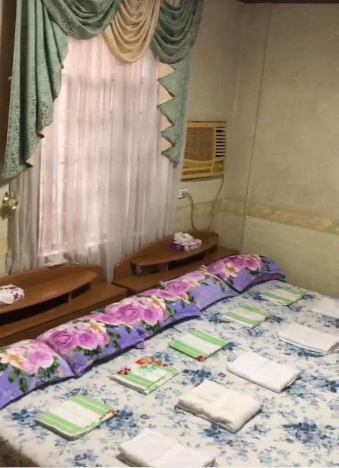 THE MANSION - 20 PAX LUXURY Near AIRPORT in PASAY view 4