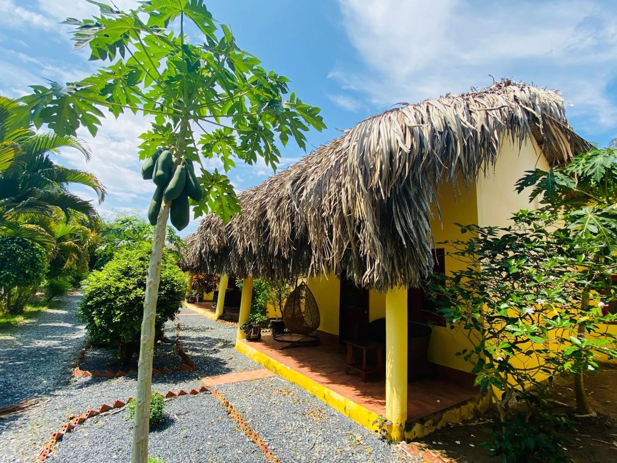 Mango Home Riverside Eco - Resort